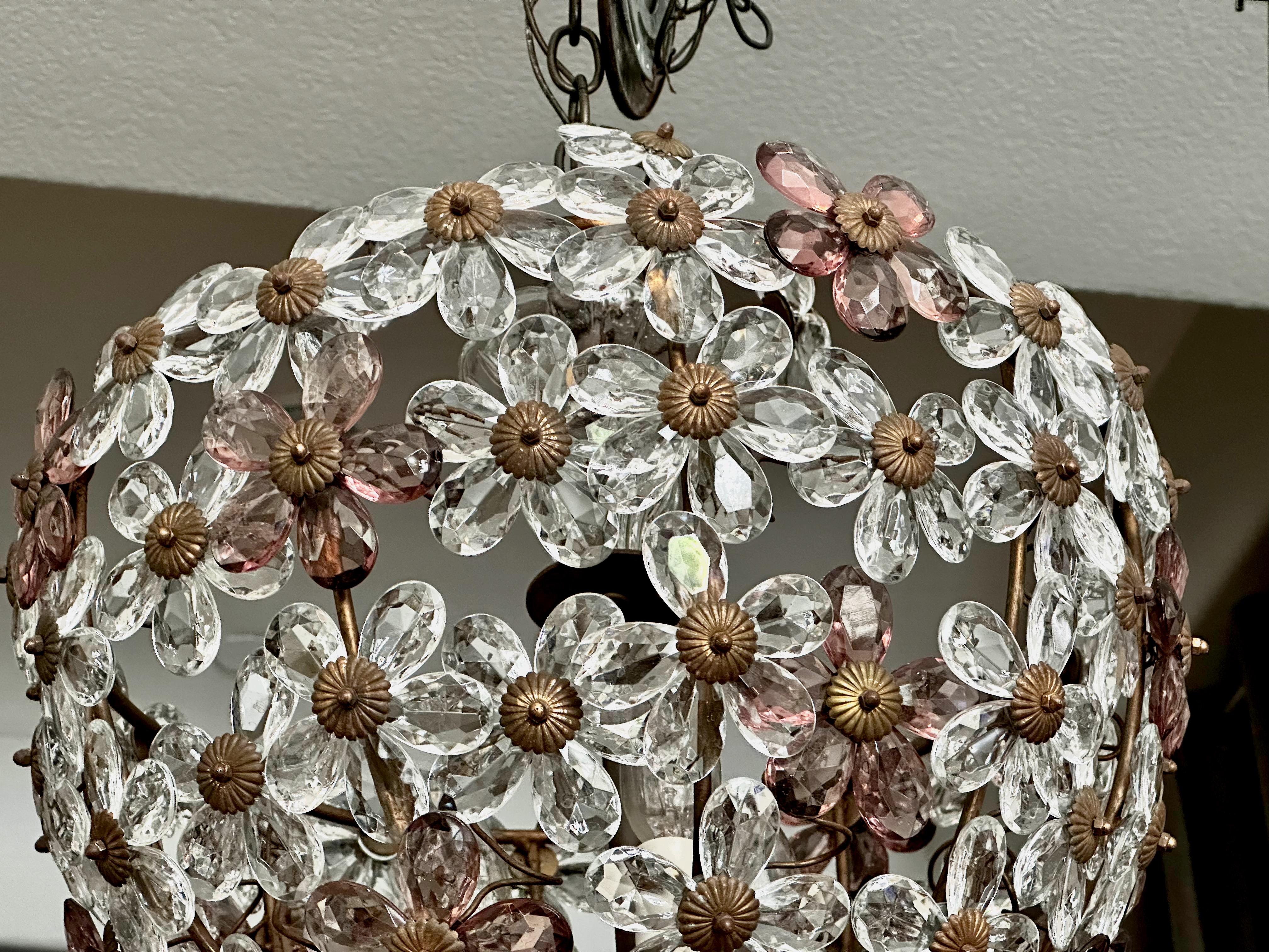 Bagues Crystal Floral Pendant Chandelier  For Sale 5