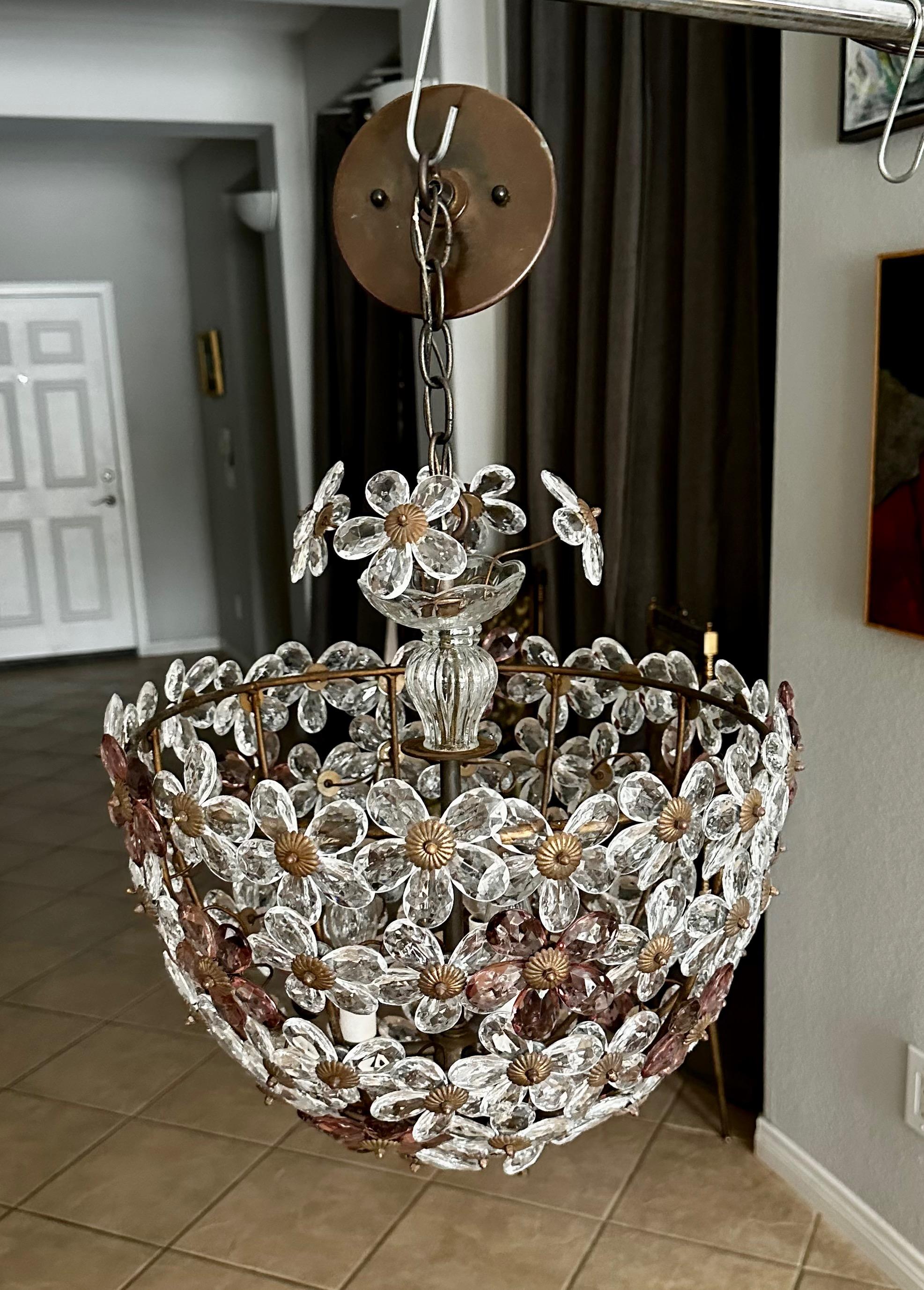 Bagues Crystal Floral Pendant Chandelier  In Good Condition For Sale In Palm Springs, CA
