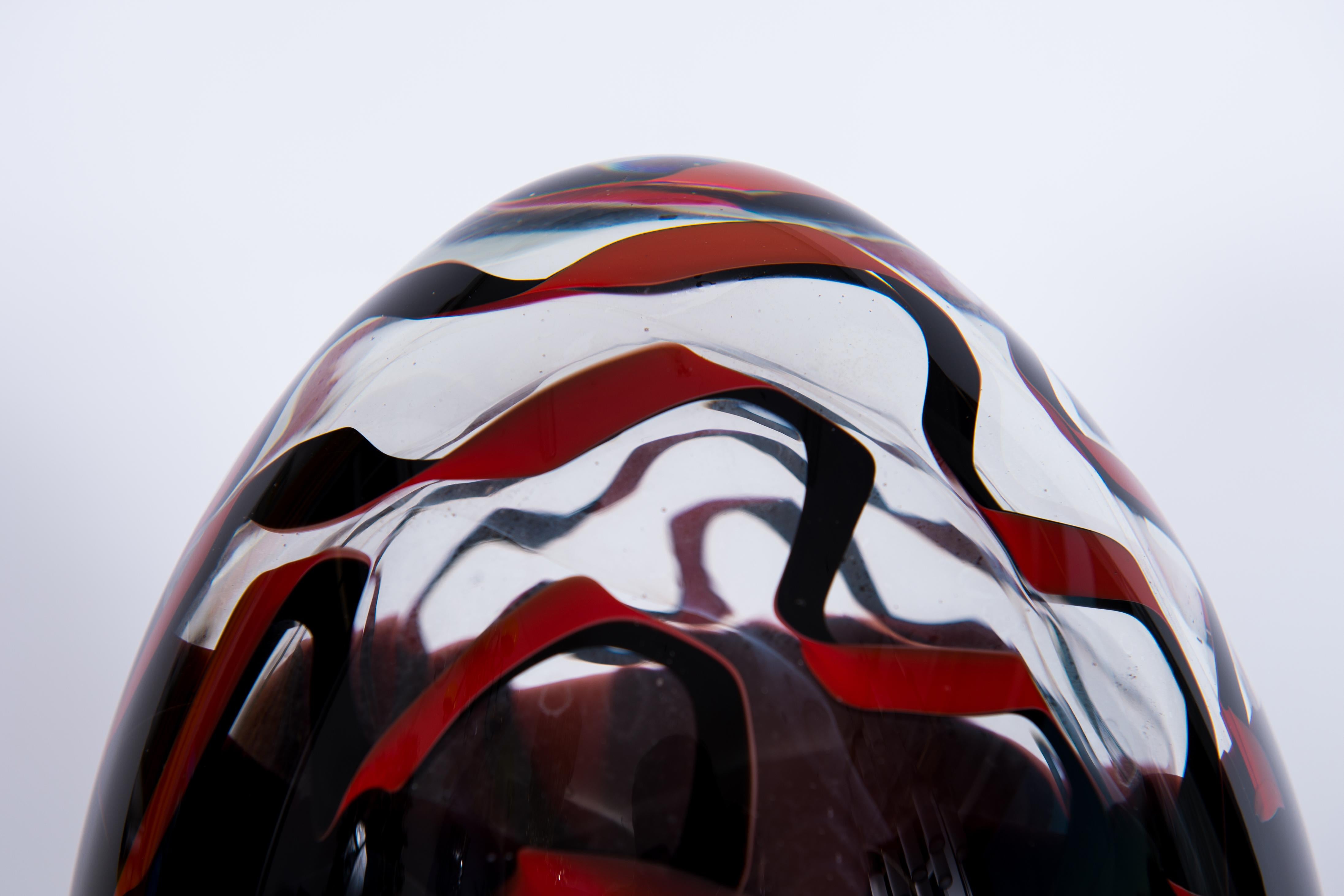 Art Deco Elegant Venetian Egg Lamp Murano Glass Vibrant Red Dark Metal Base 1990s Italy For Sale