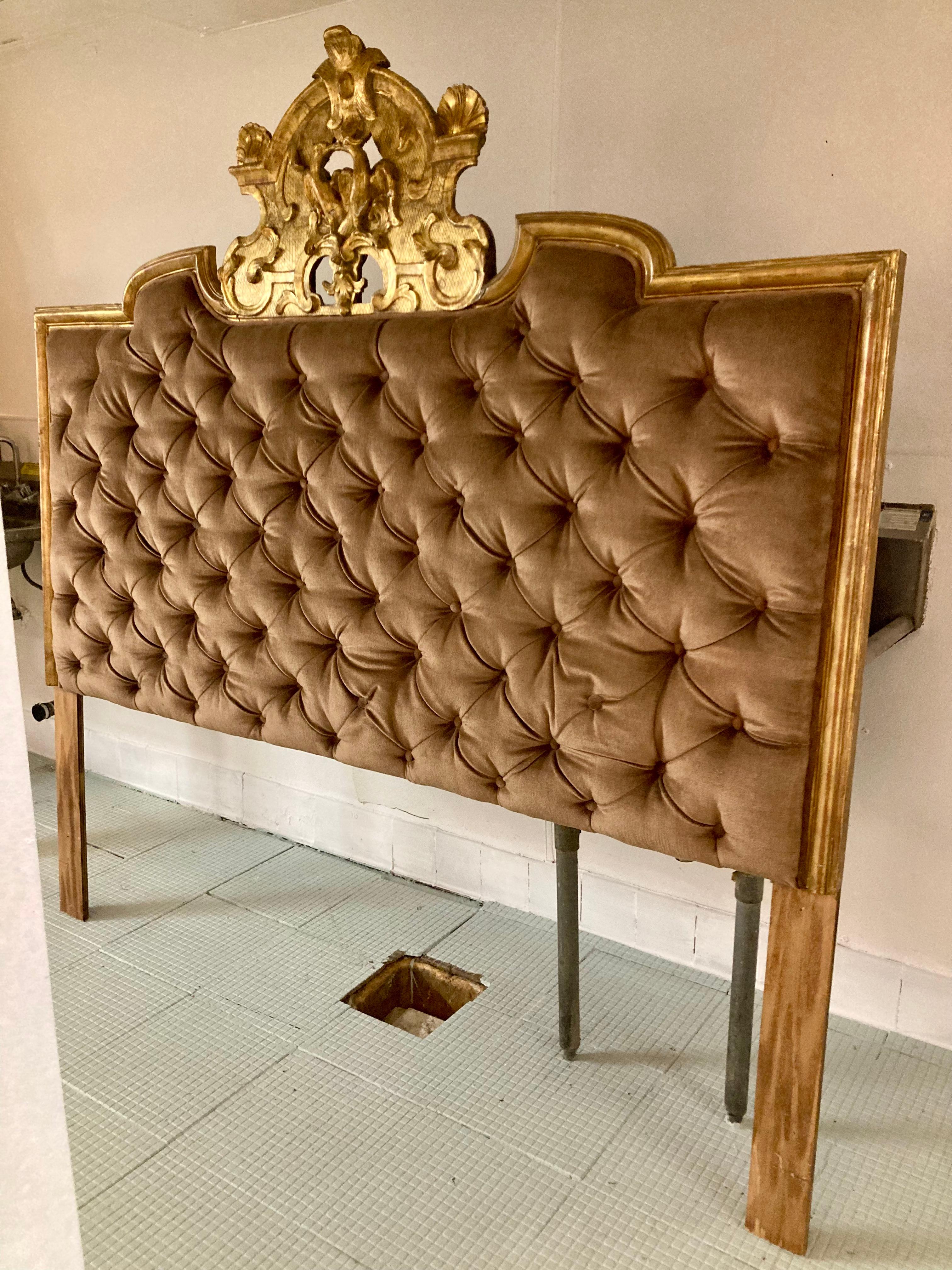 Italian Venetian Gilt Carved Wood King Headboard With Todd Hase Silk Mohair In Good Condition For Sale In Los Angeles, CA