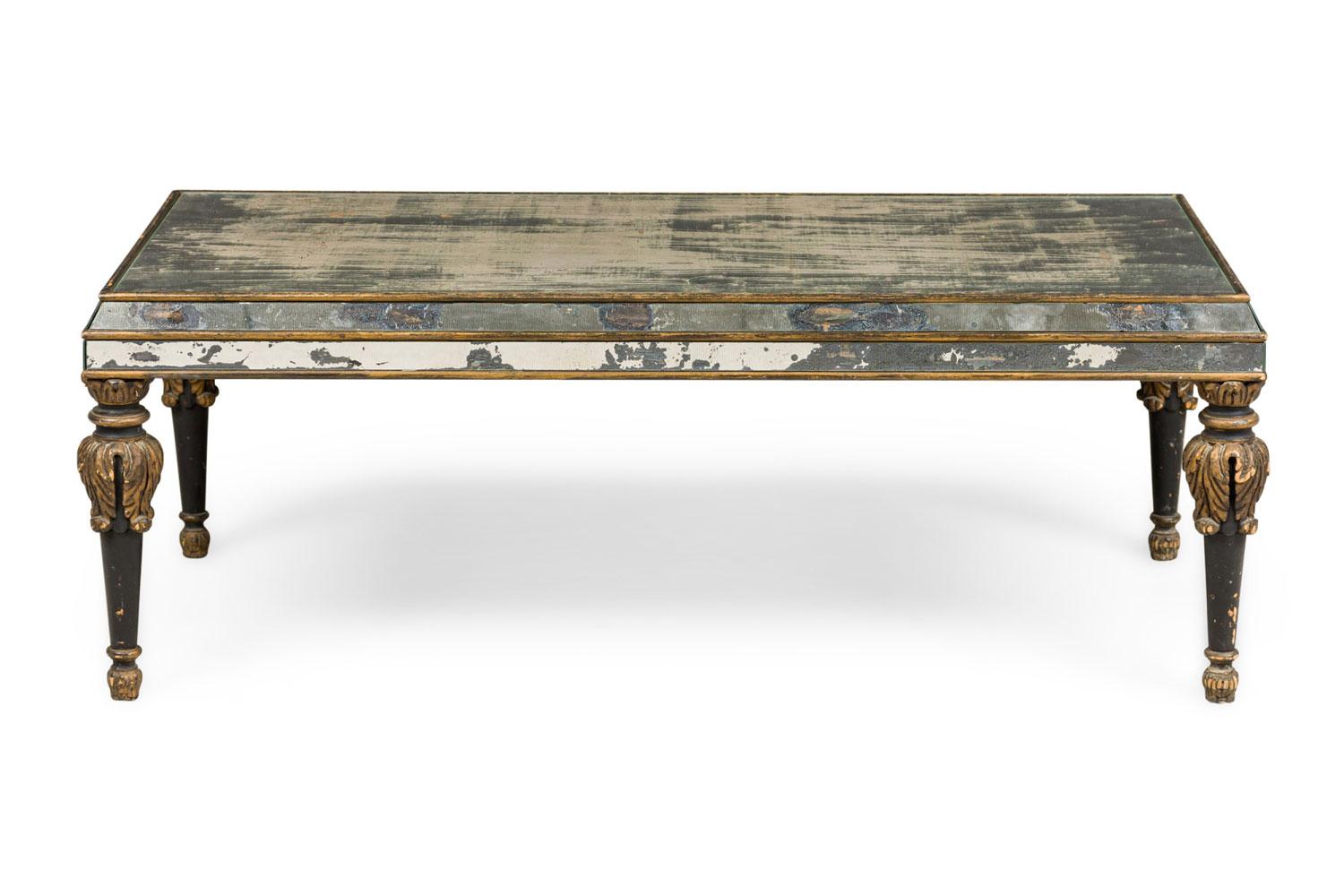 Mesa de centro veneciana italiana de mediados de siglo con espejos Tallado en venta