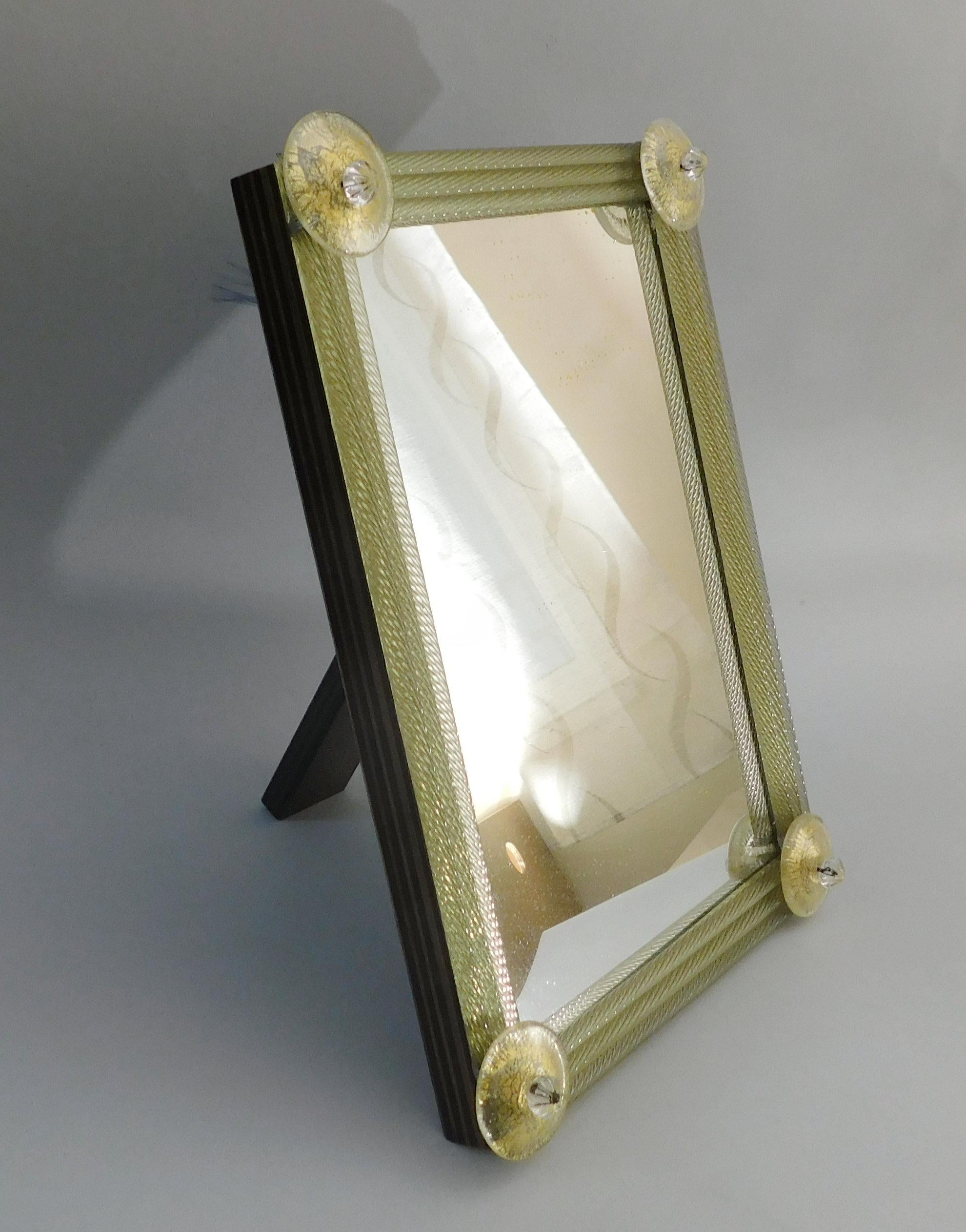 Italian Venetian Mirror In Good Condition For Sale In Los Angeles, CA