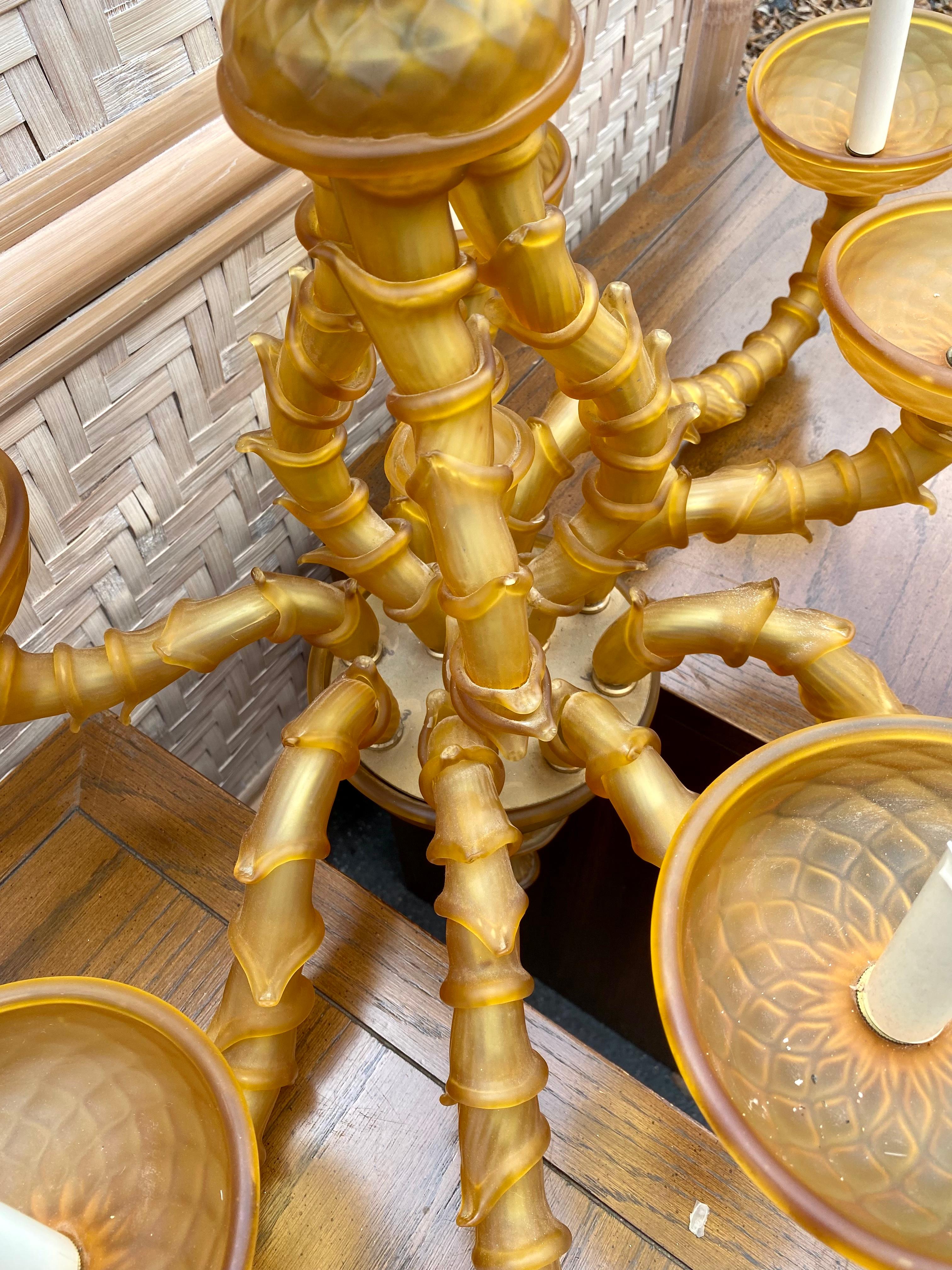 Italian Venetian Murano 1940s Frosted Tulip Fluted Amber Glass Chandelier For Sale 6
