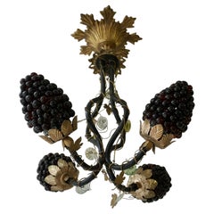 Italienischer Kronleuchter aus venezianischem Muranoglas mit Trauben- und Blumenmotiv