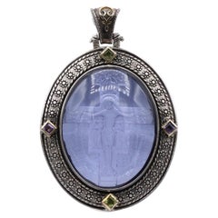 Italienischer venezianischer Murano-Glas-Anhänger Kamee des gekreuzigten Kreuzes in Silber