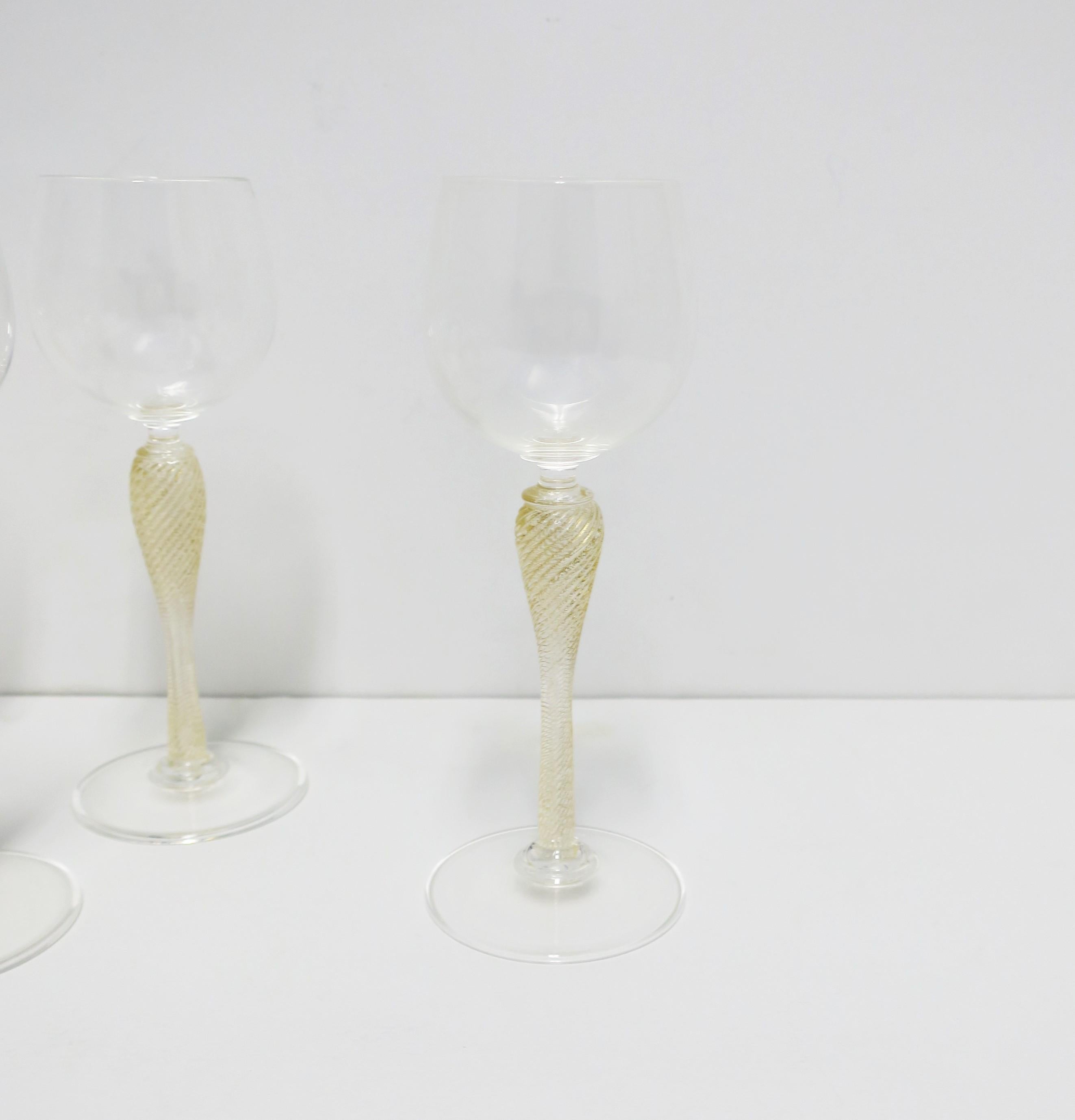Italian Venetian Murano Gold Art Glass Wine or Cocktail Glasses, Set of 8 3