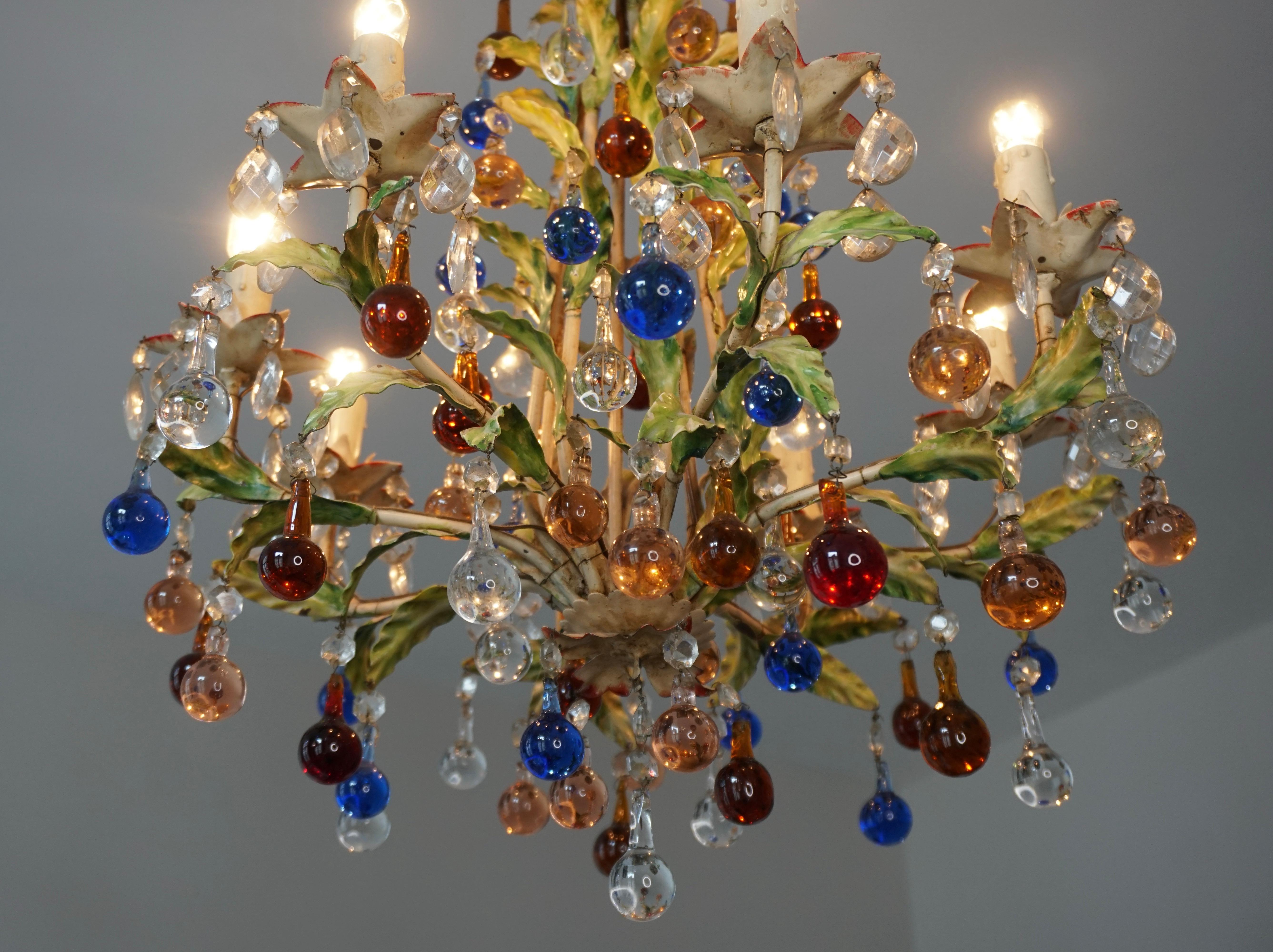 Italian Venetian Painted Metal Eight-Light Chandelier with Murano Glass For Sale 4