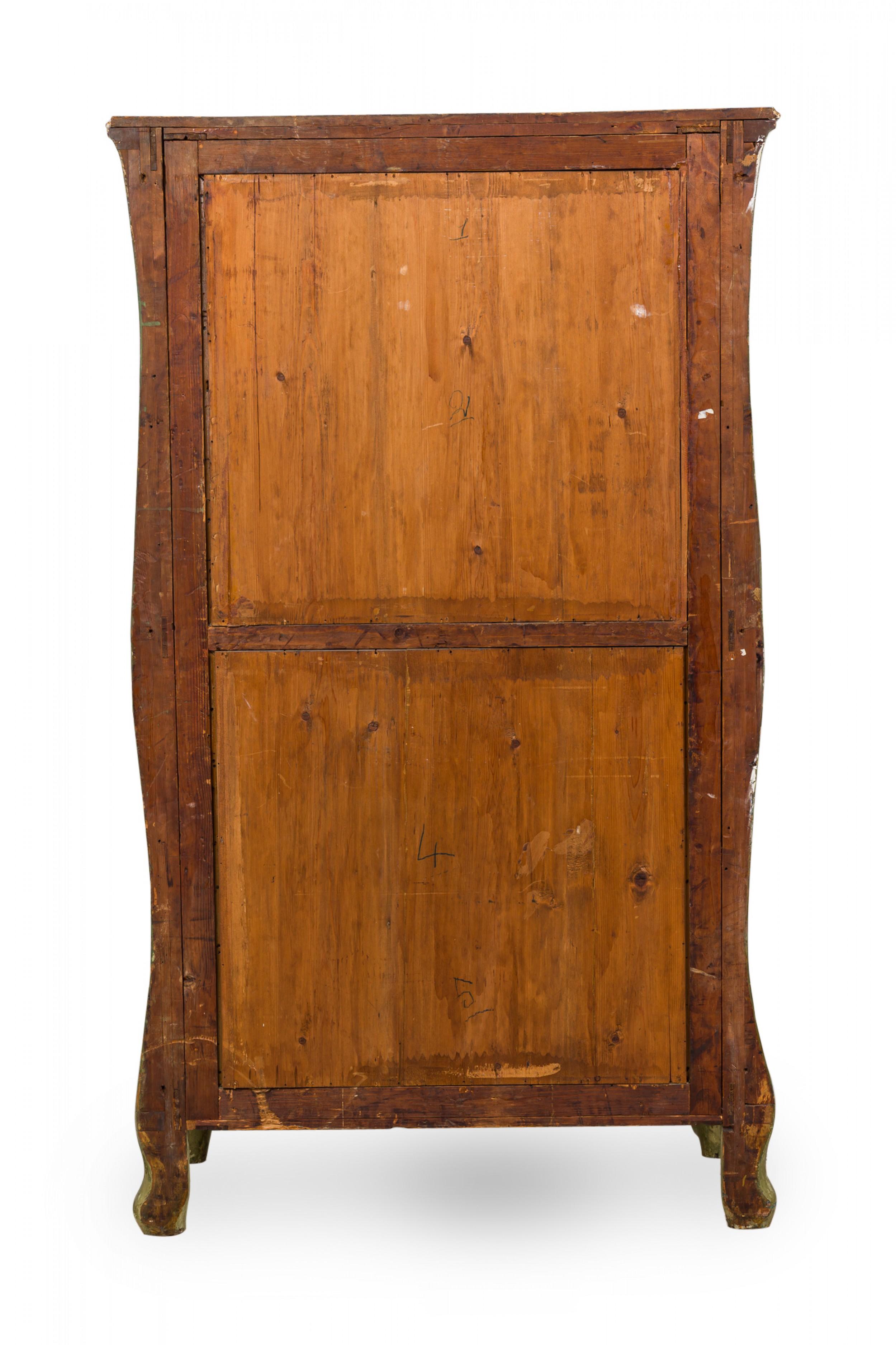 Italienischer venezianischer/Rokoko-Schrank, grün lackiert und vergoldet, 5 Schubladen, Semainier/Dresser (18. Jahrhundert und früher) im Angebot