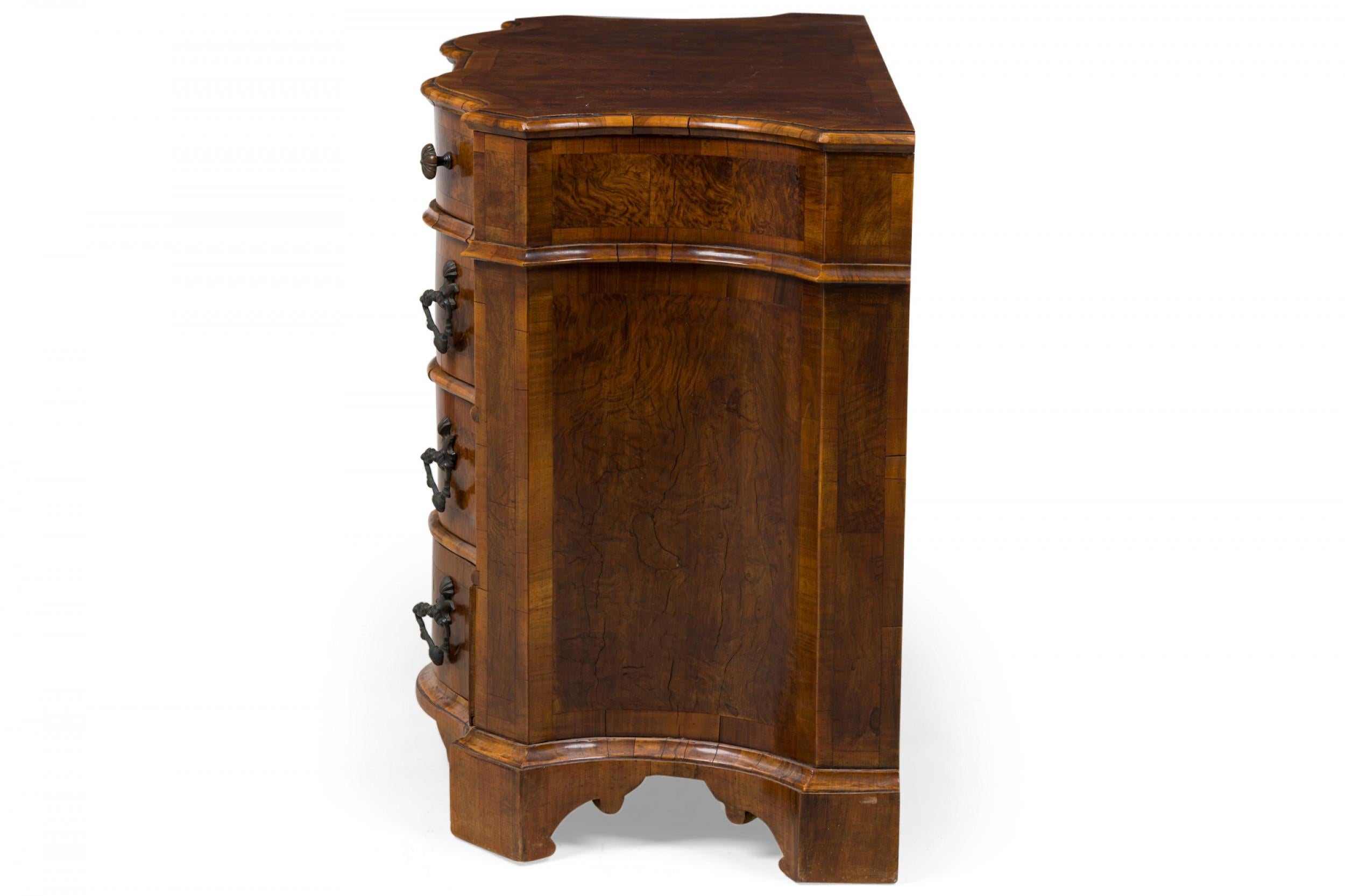 Italian Venetian Serpentine Olivewood & Bronze Mounted 4 Drawer Commode / Chest In Good Condition For Sale In New York, NY