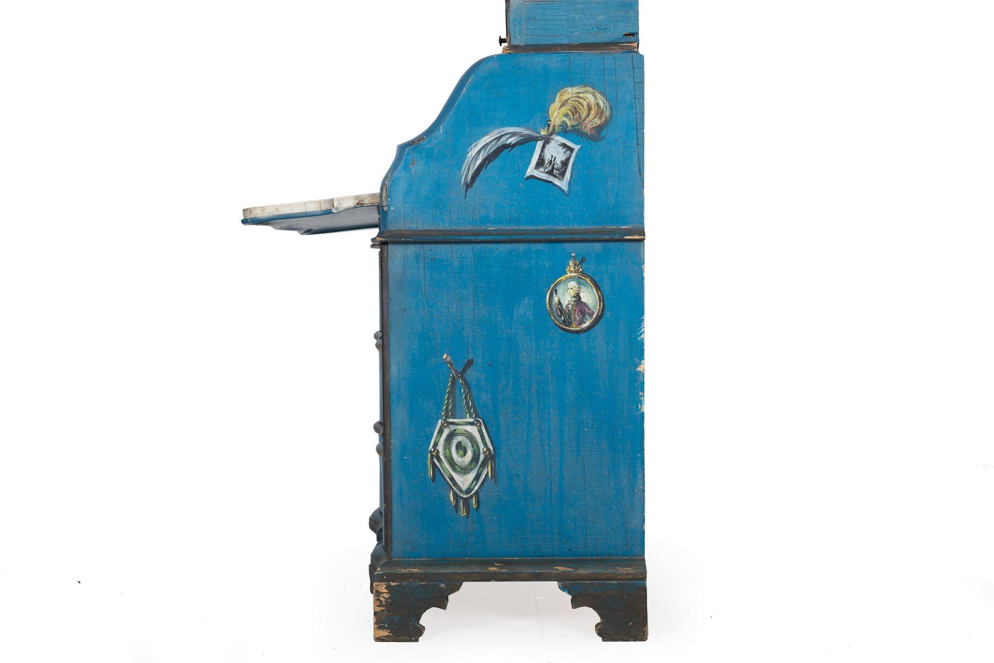 Italian Venetian Style Blue-Painted Trompe l'Oeil Secretary Desk For Sale 6