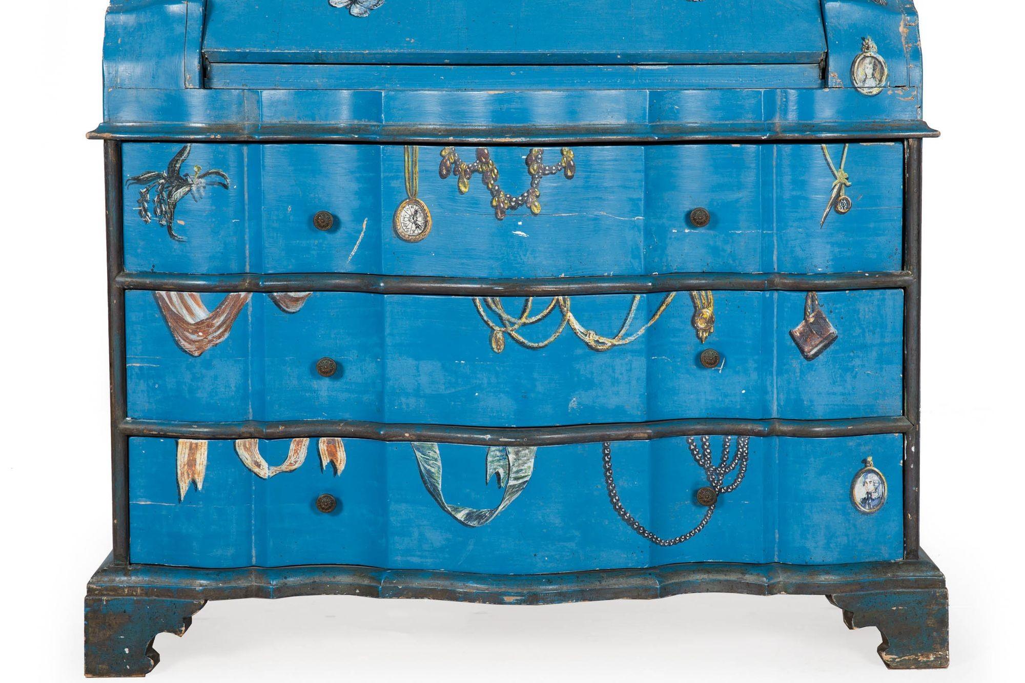Italian Venetian Style Blue-Painted Trompe l'Oeil Secretary Desk For Sale 2