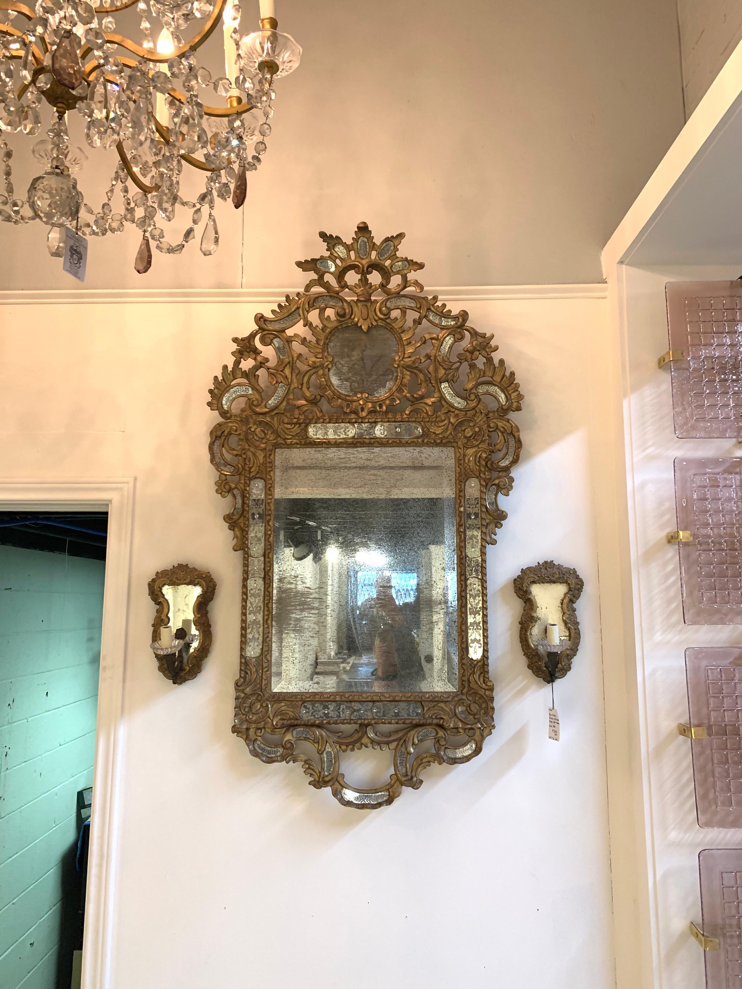 Italian Venetian Style Carved and Giltwood Mirror 3