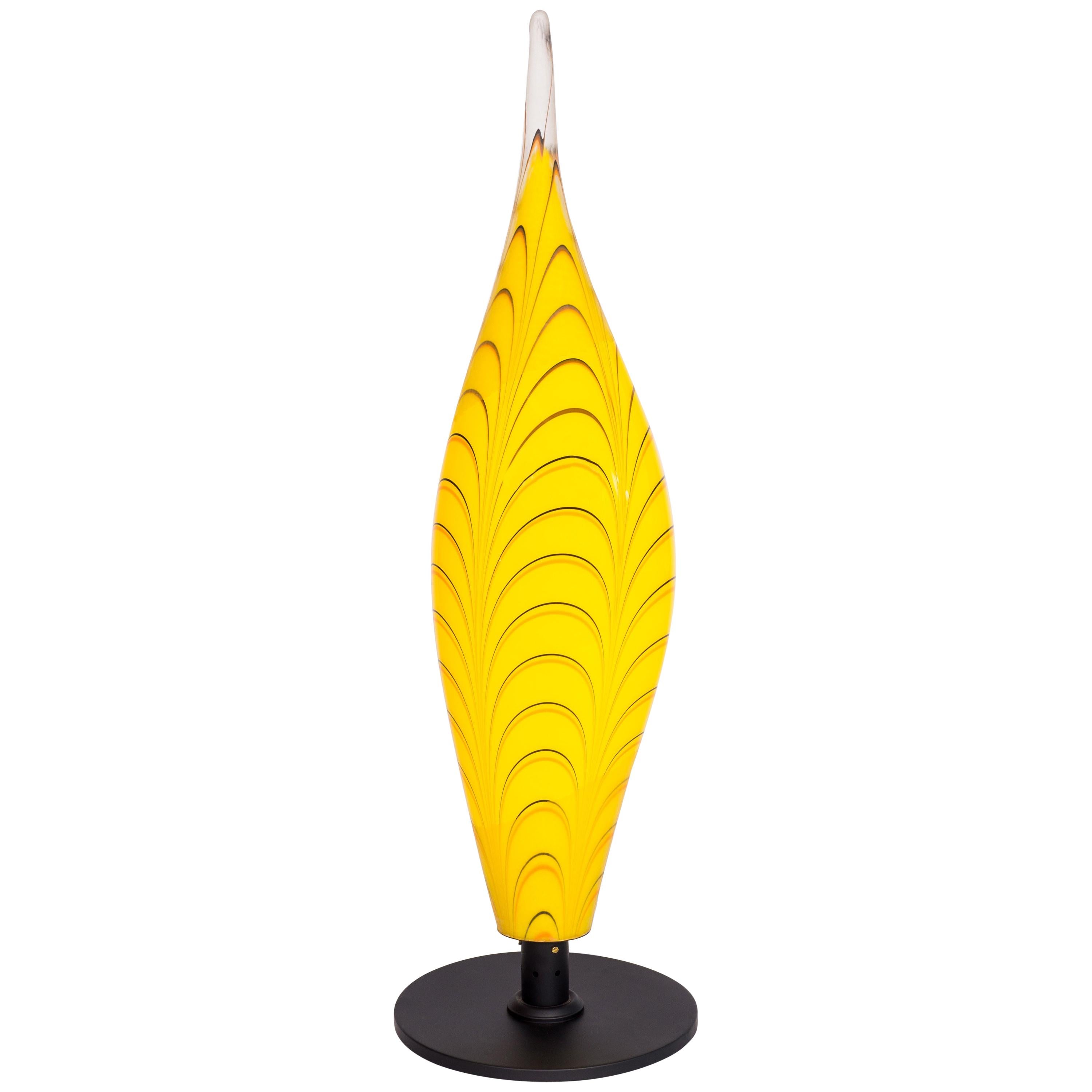 Italienische Tischlampe aus geblasenem Muranoglas Gelbe und dunkelorange Streifen:: 1990er Jahre