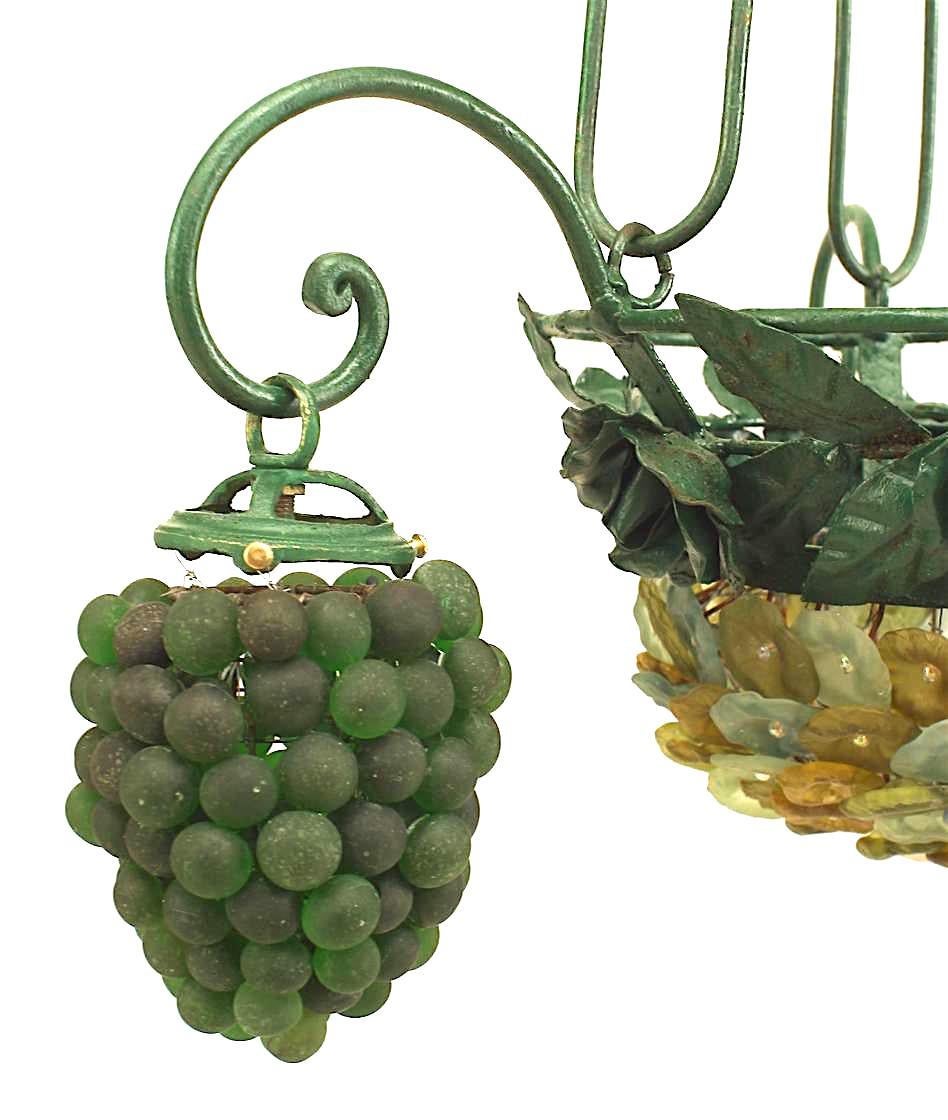 Italian Venetian Grape and Flower Chandelier In Good Condition For Sale In New York, NY