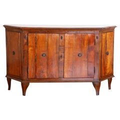 Italian, Venetian, Walnut Neoclassic 4-Door Scantonata Credenza, early 19th cen.