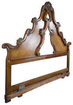Italian Venetian Walnut Scalloped Serpentine King Sized Bed Headboard Vtg