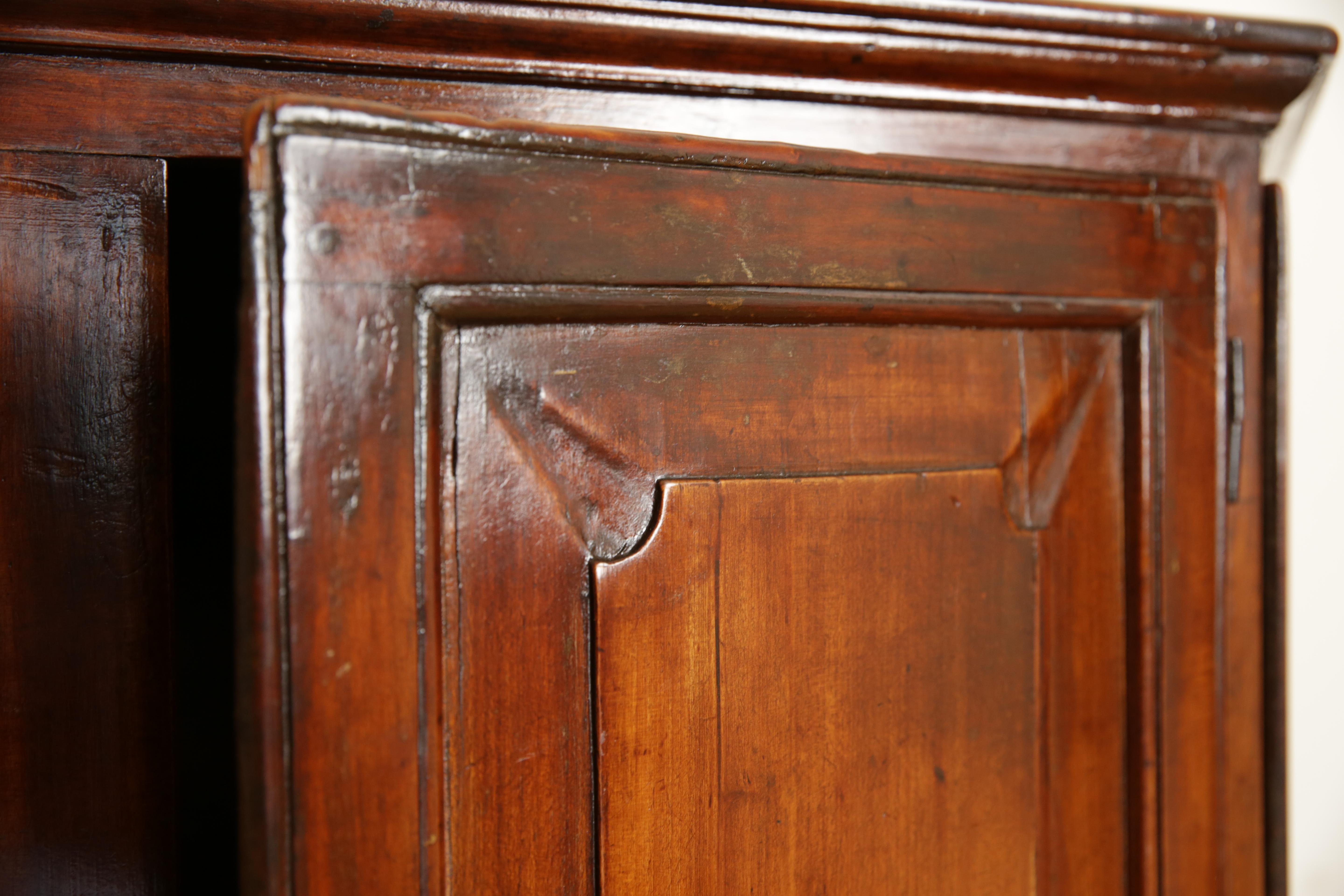 Italian, Veneto, Neoclassic Fruitwood 4-Door Scantonata Credenza, ca. 1790 1