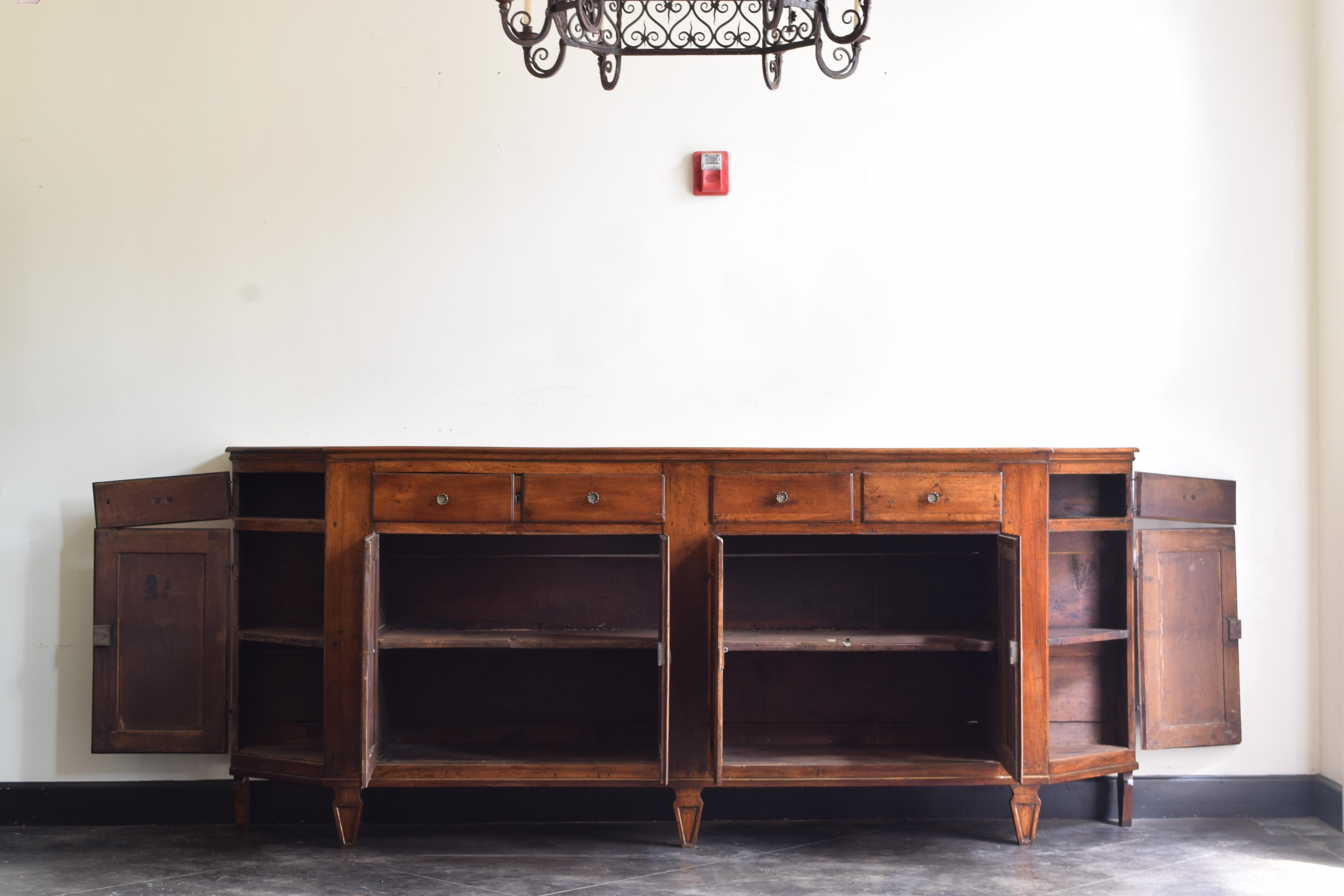 Neoclassical Italian, Veneto, Neoclassic Walnut & Brass Scantonata Credenza, late 18th cen.