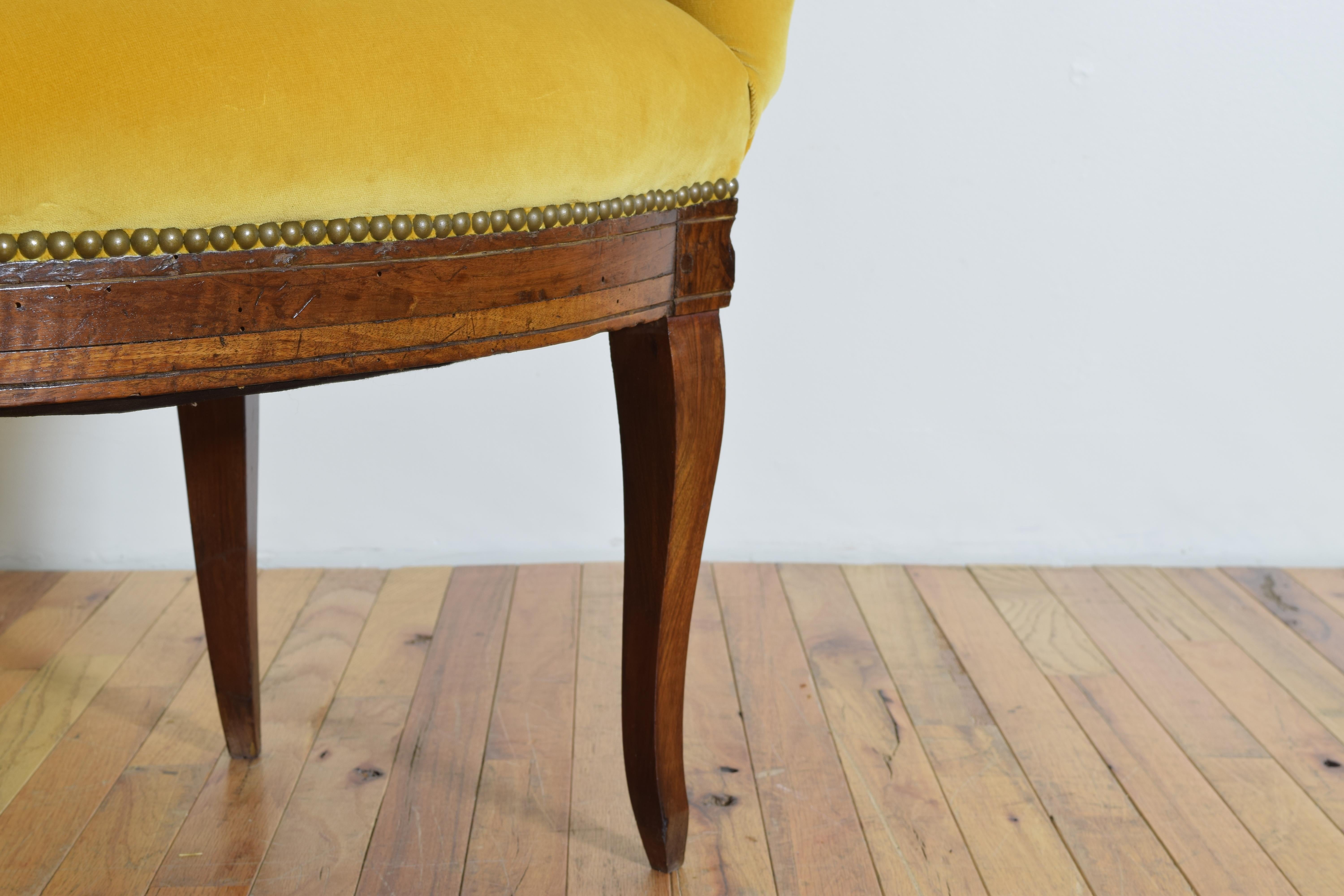 Italian, Veneto, Neoclassic Walnut & Upholstered Barrel Form Chair, early 19thc 4