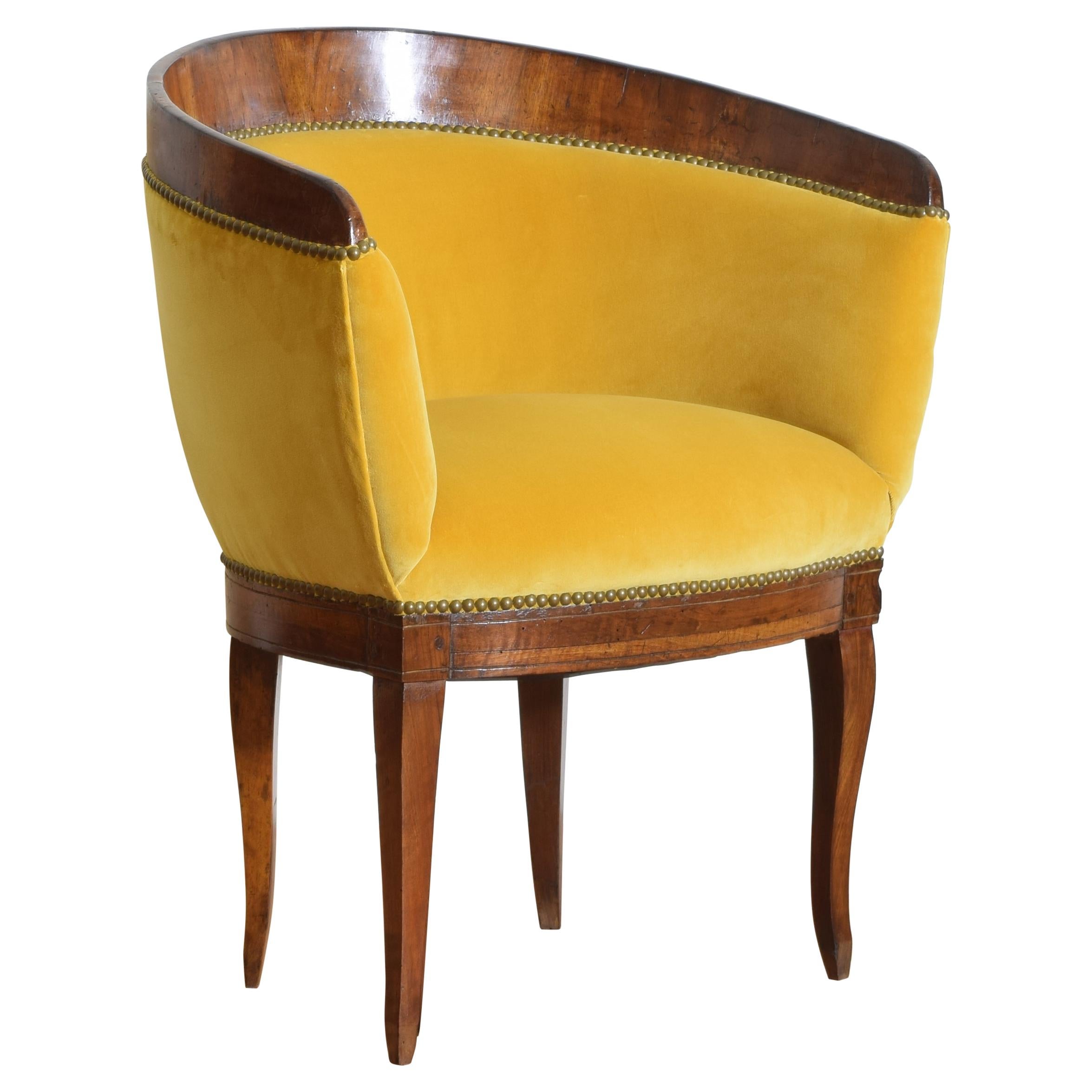 Italian, Veneto, Neoclassic Walnut & Upholstered Barrel Form Chair, early 19thc