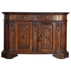 Italienisch:: Venetien:: Nussbaum 1-Schublade:: 2-türige Credenza:: frühes 18