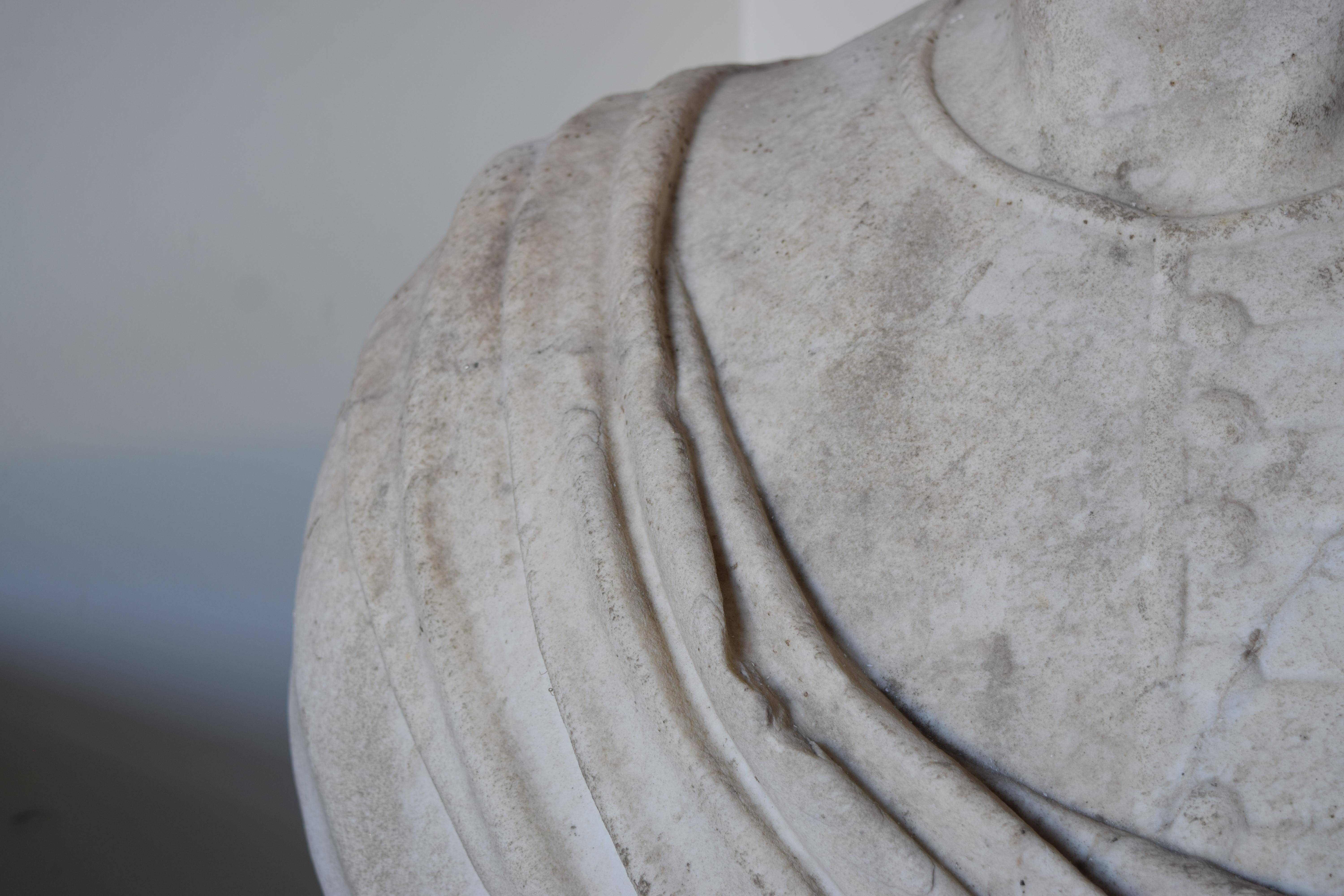 Italiano, Venezia, periodo barocco Busto di moro in marmo di Carrara, metà del XVII secolo in vendita 4
