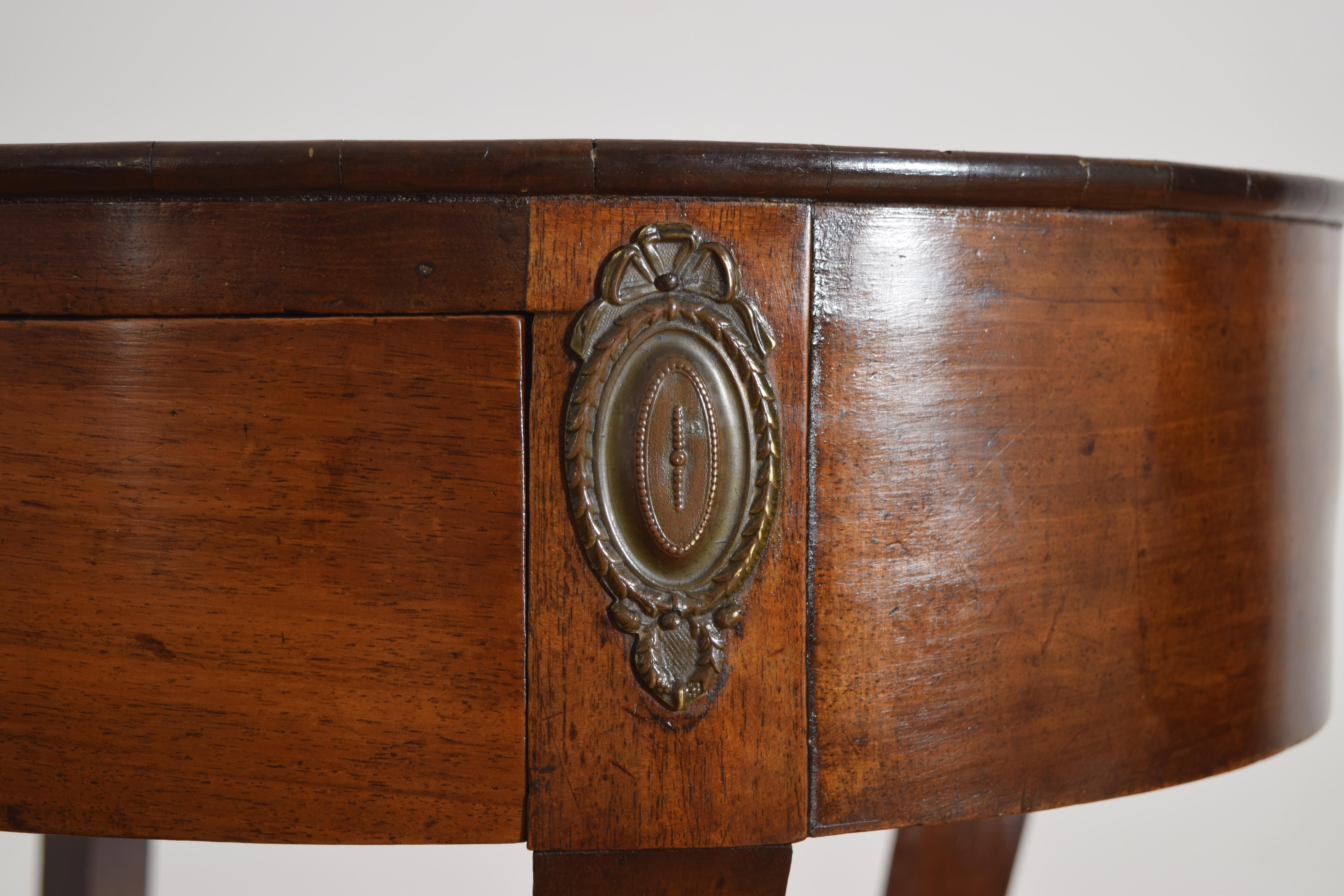 Italian, Venezia, Walnut, Ashwood & Ebonized 1-Drawer Side Table, ca. 1825 For Sale 4