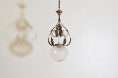 Lanterne italienne de style baroque en verre soufflé et métal doré de Venise