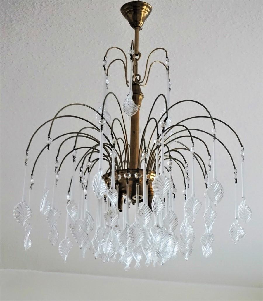 Italian Venini Style Chandelier with Murano Glass Leaves, 1960s In Good Condition In Frankfurt am Main, DE