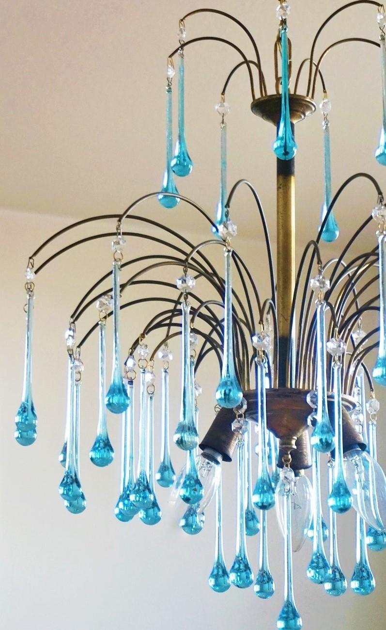 Italian Venini Style Chandelier with Murano Turquoise Glass Teardrops, 1950s In Good Condition For Sale In Frankfurt am Main, DE