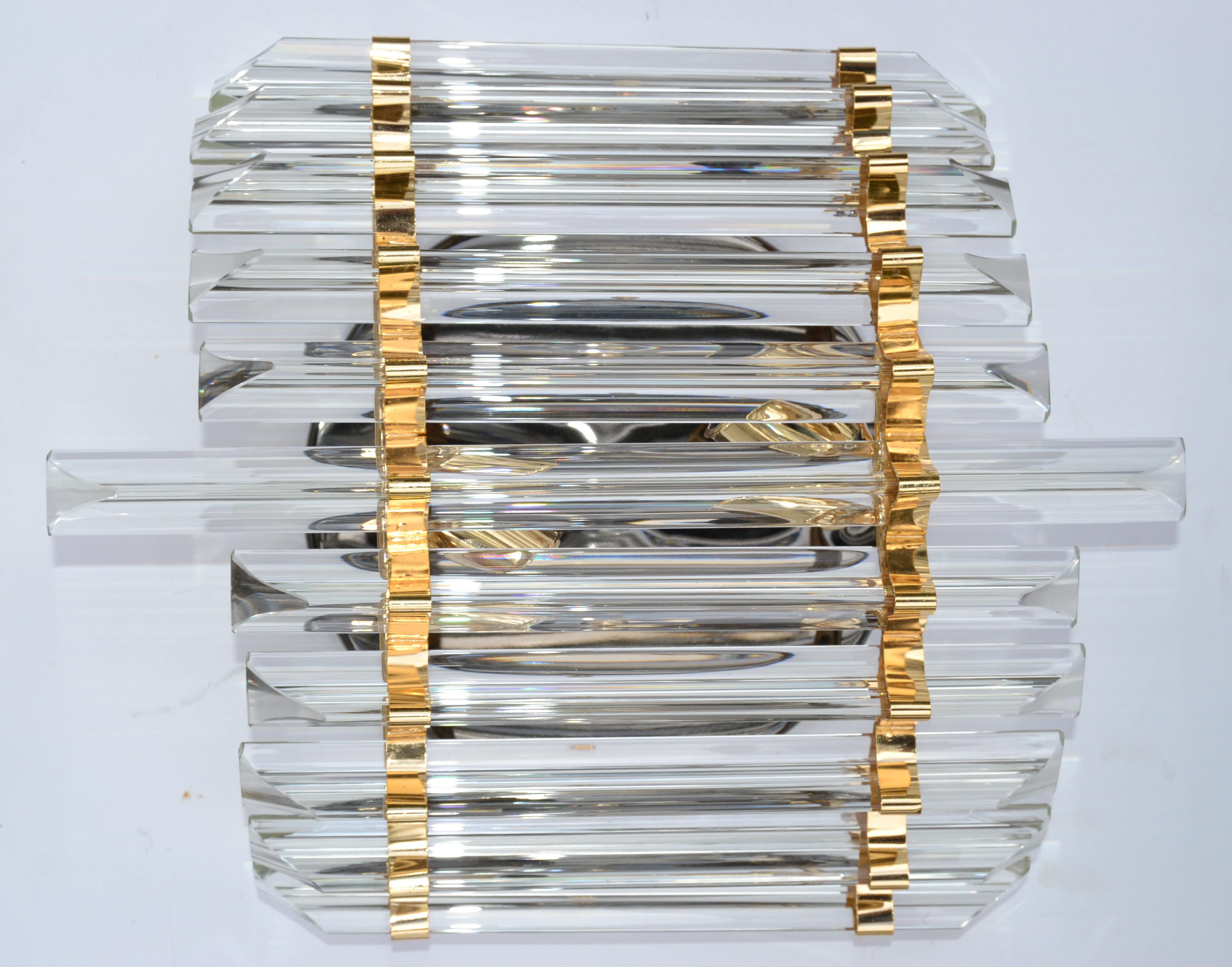 Italian Venini Style Crystal & Brass Large Sconce, Wall Light Mid-Century Modern For Sale 2