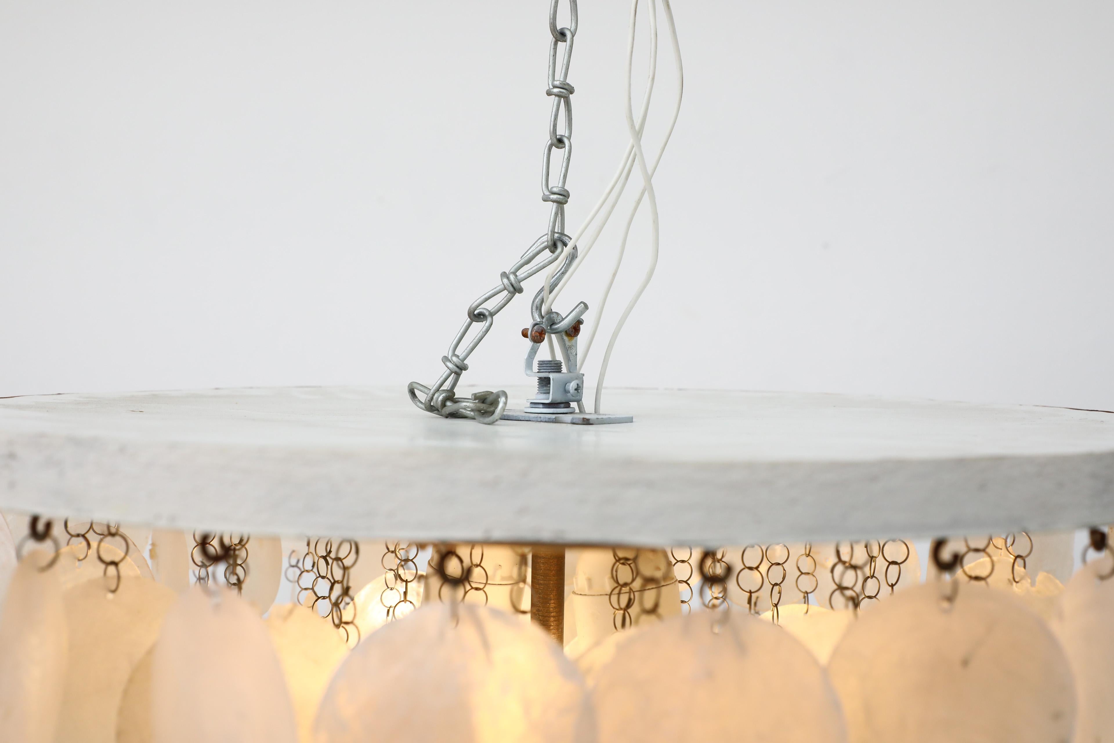 Lampadario Capiz a più livelli del Mid-Century ispirato da Verner Panton in vendita 4