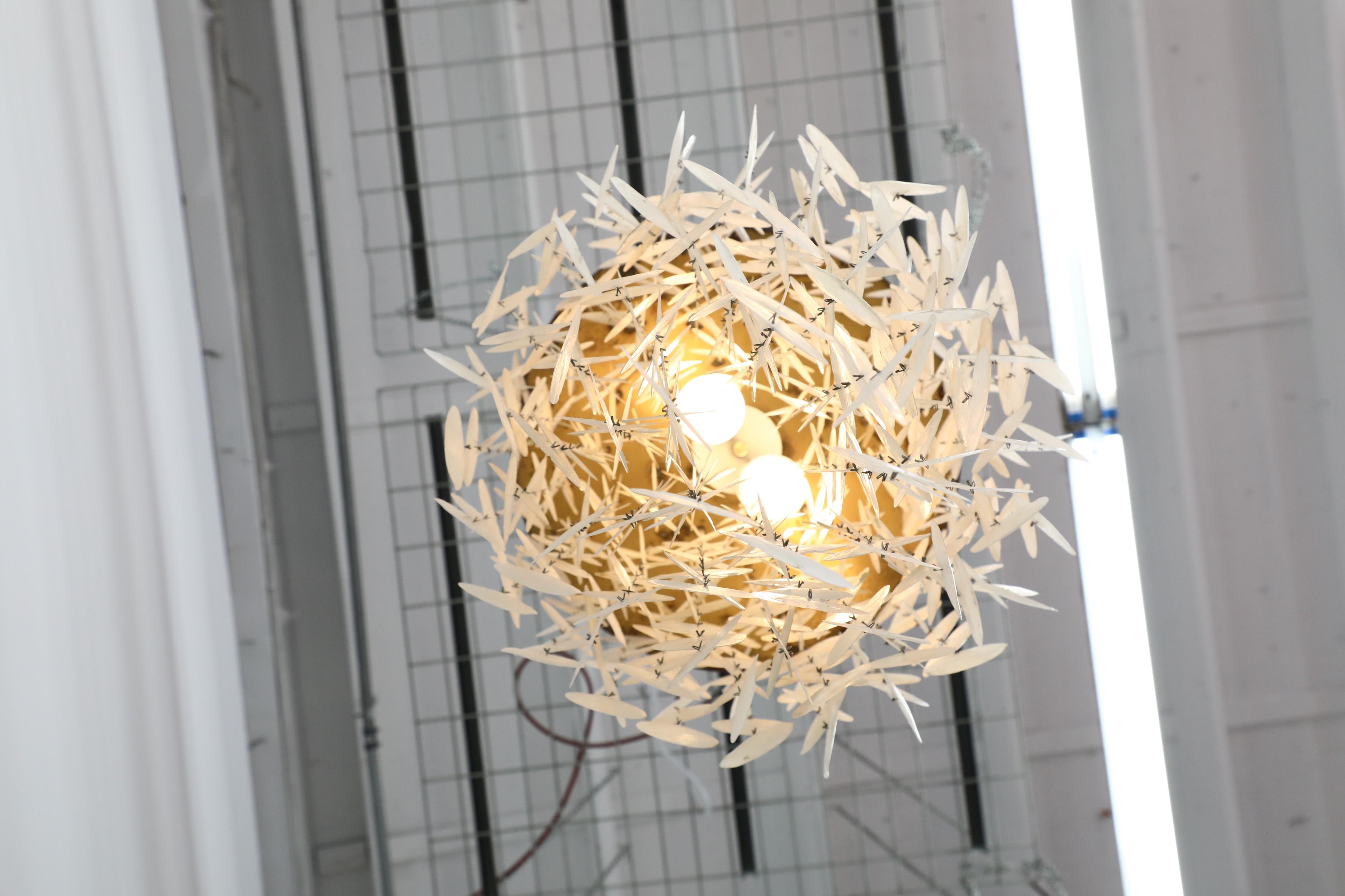 XX secolo Lampadario Capiz a più livelli del Mid-Century ispirato da Verner Panton in vendita
