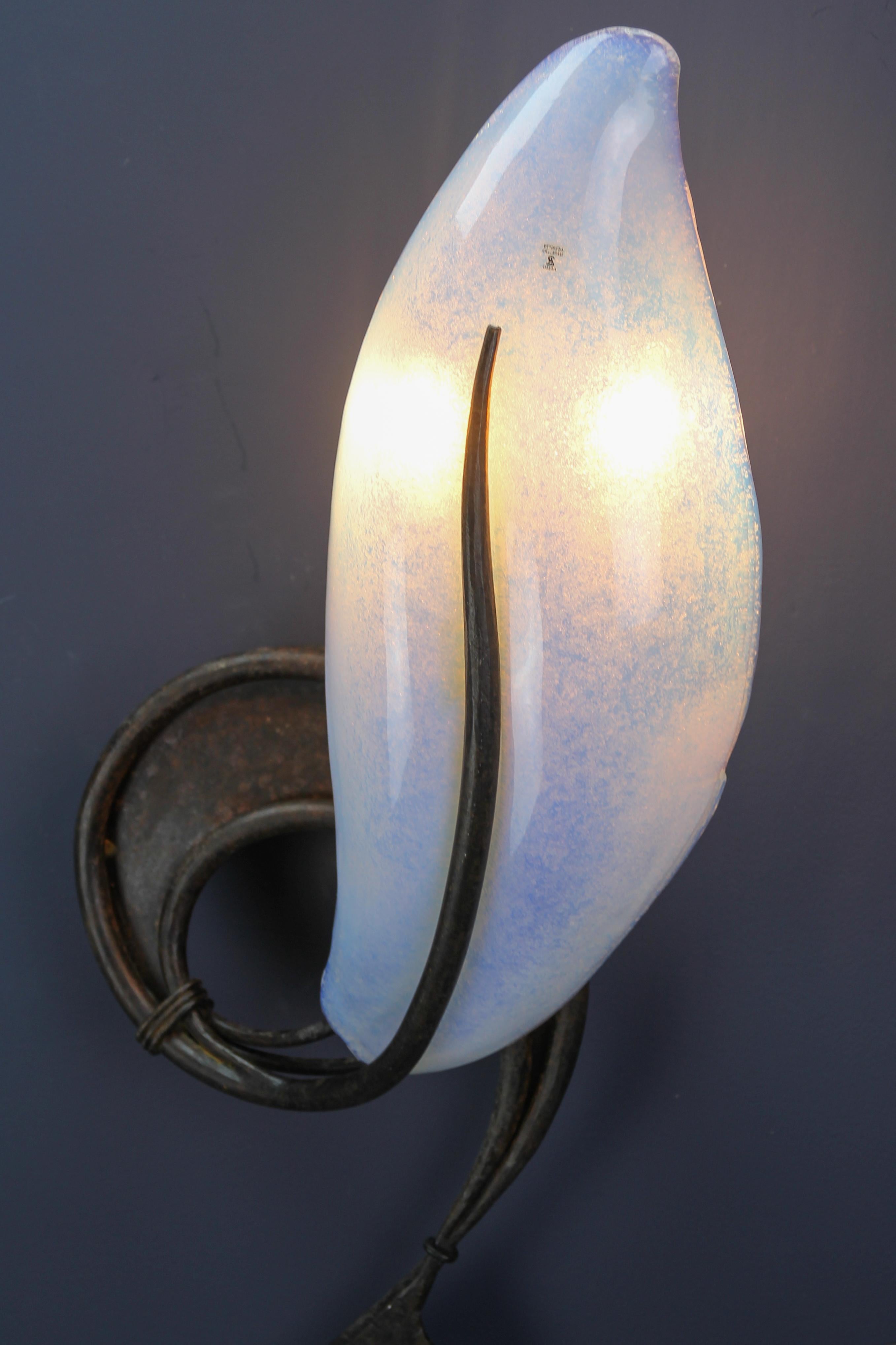Brutalist Italian Vetro Murano Venezia Opalescent Glass and Wrought Iron Wall Light For Sale