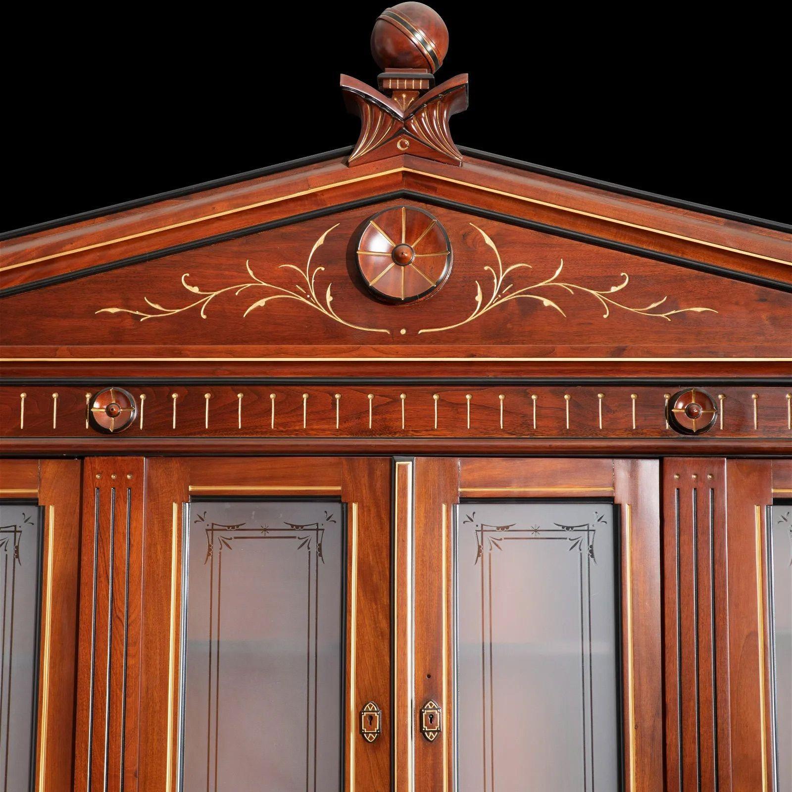 Italian Victorian Butler's Cabinet, Late 19th Century For Sale 1