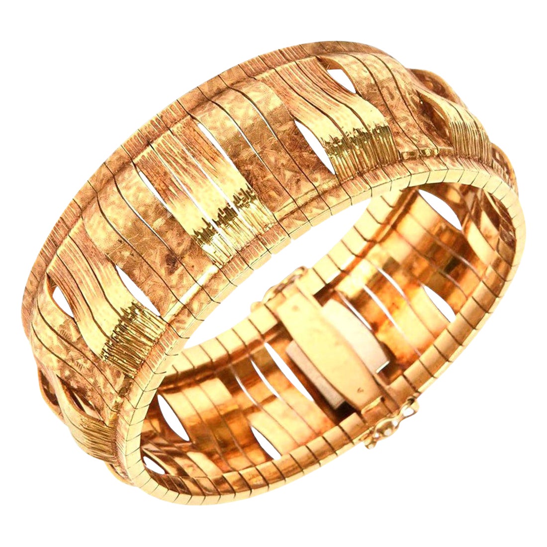 Brazalete escultórico italiano vintage de oro de 18 quilates