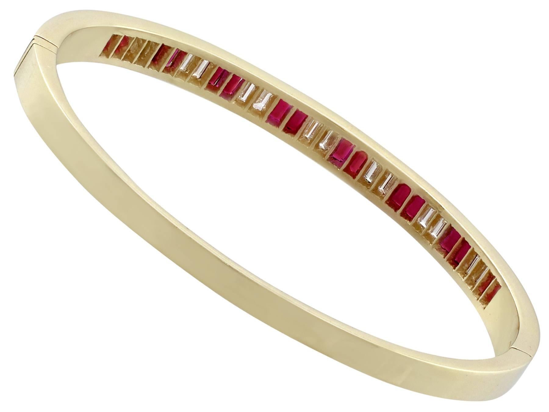 Contemporary Italian 2.10 Carat Ruby and 1.69 Carat Diamond Yellow Gold Bangle For Sale 1
