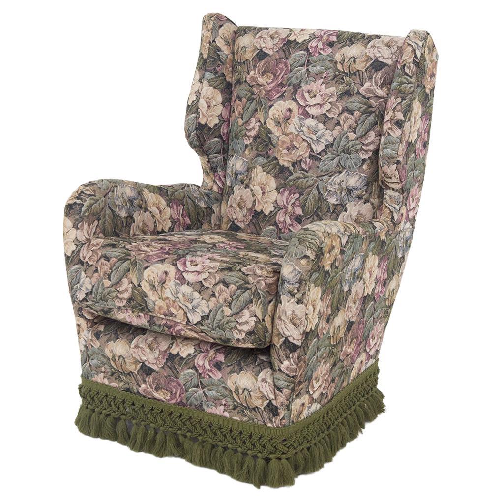 Italian Vintage Armchair in Floral Fabric For Sale