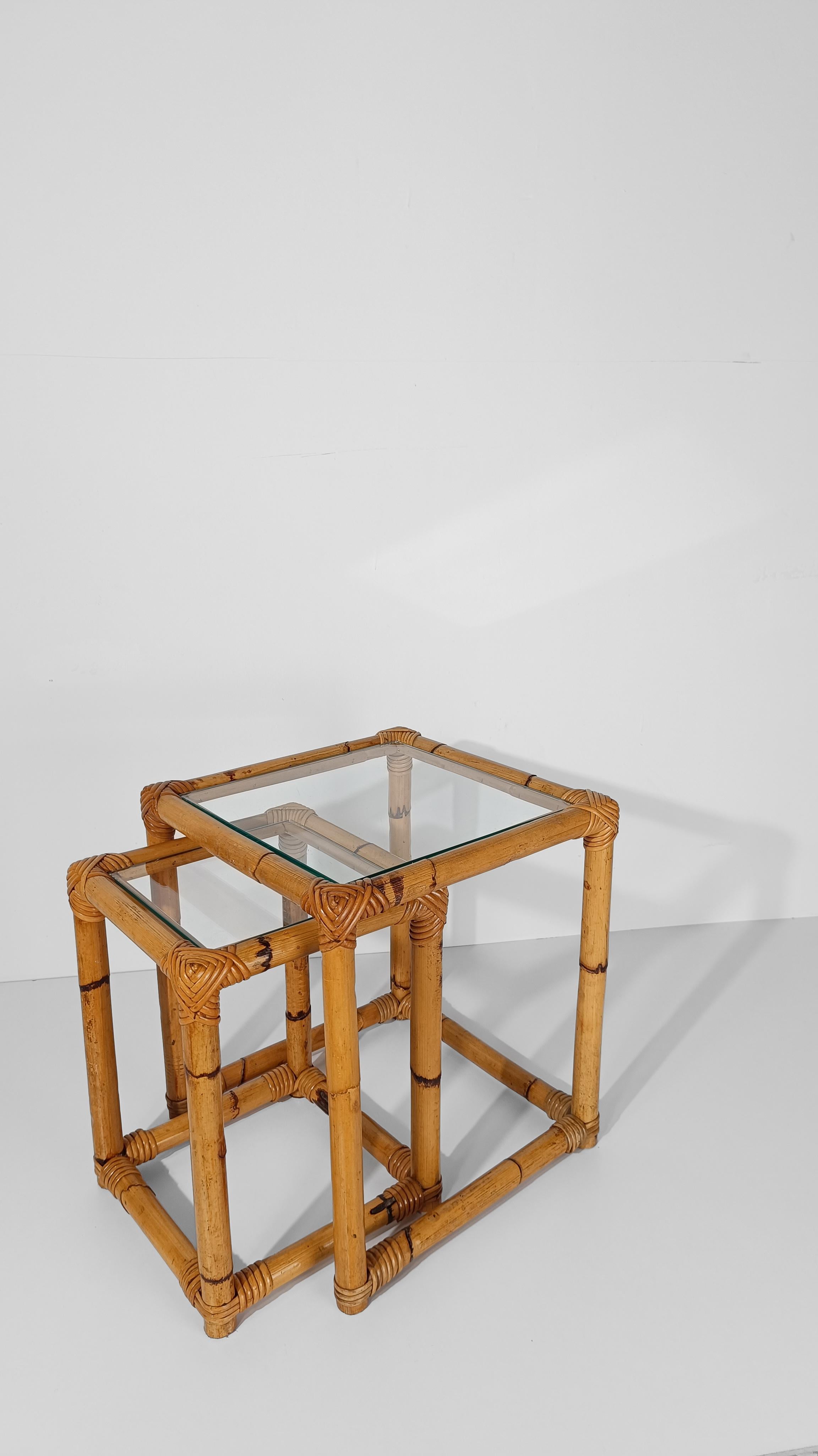 Italian Vintage Bamboo Cane and Rattan Nesting Tables with Clear Glass Top, 60s For Sale 8