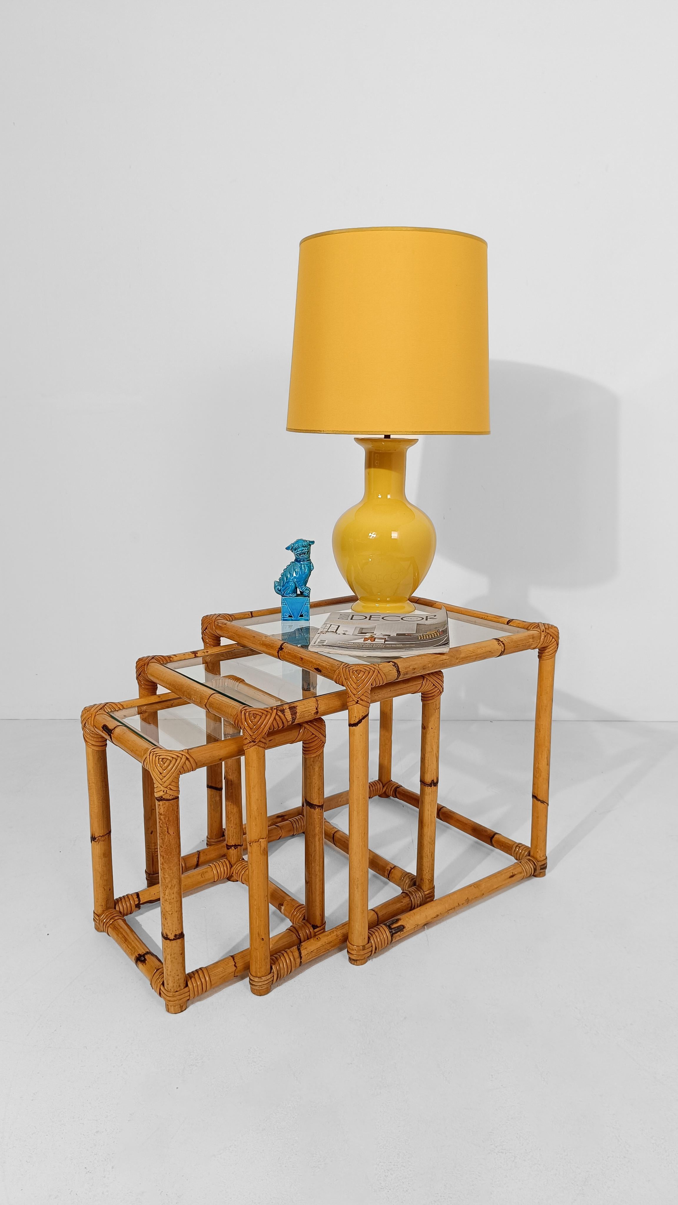 Mid-Century Modern Italian Vintage Bamboo Cane and Rattan Nesting Tables with Clear Glass Top, 60s For Sale