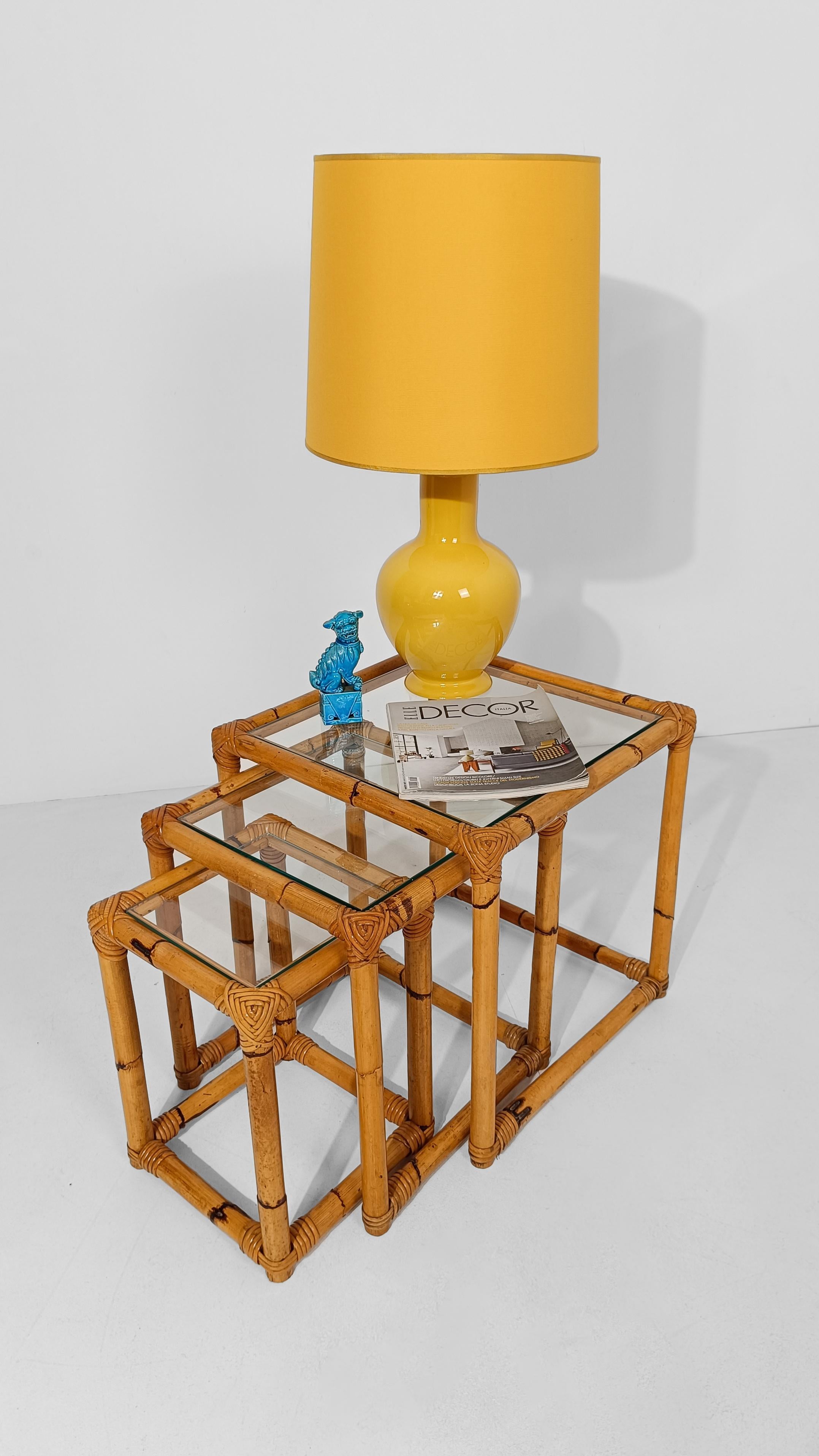 20th Century Italian Vintage Bamboo Cane and Rattan Nesting Tables with Clear Glass Top, 60s For Sale
