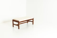 Italian Vintage Bench in Wood and Boucle Fabric from the 1960s