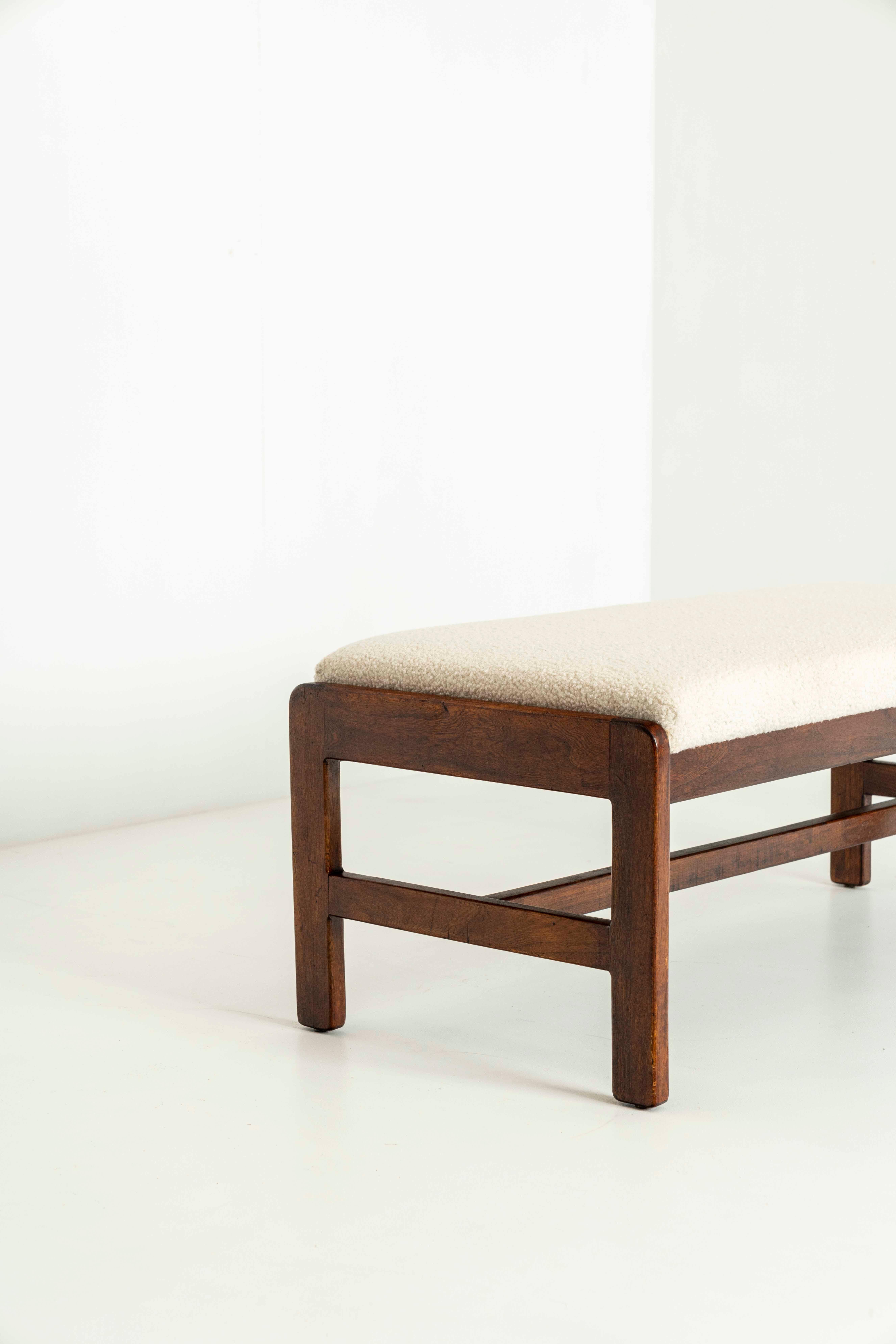 Mid-20th Century Italian Vintage Bench in Wood and Boucle Fabric from the 1960s