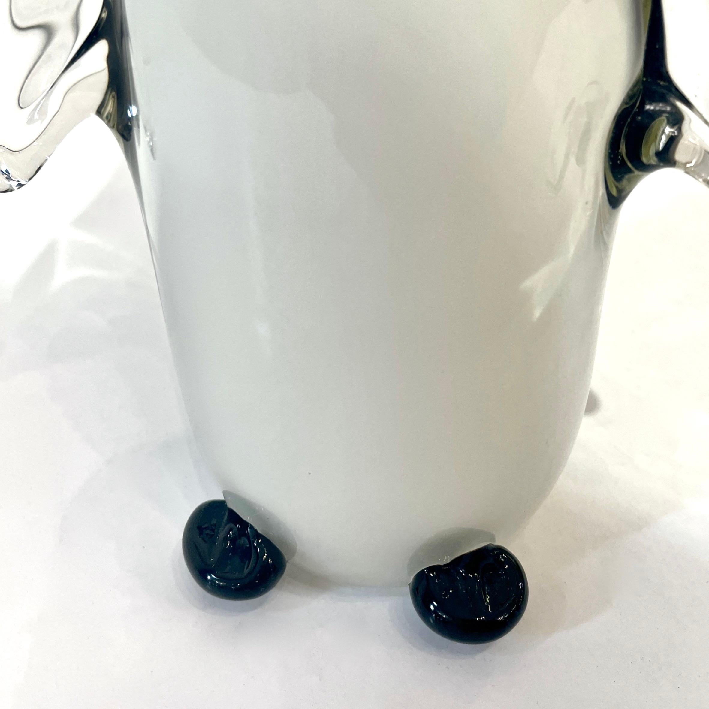 Italian Vintage Black and White Blown Solid Murano Glass Penguin Sculpture For Sale 3