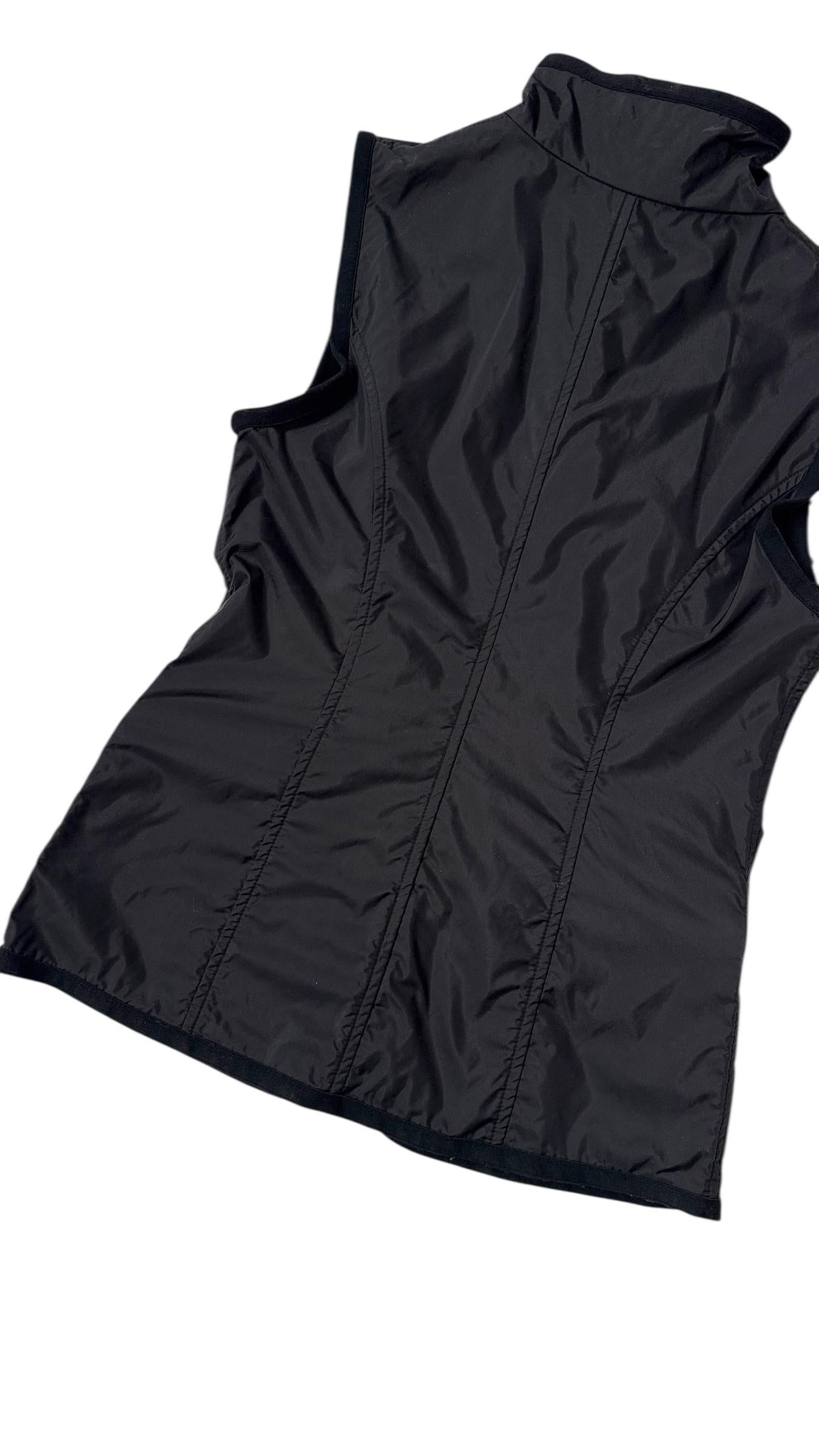Italian Vintage Black Nylon Two-Piece Set by Via Roma - We pay for import duty! in vendita 14