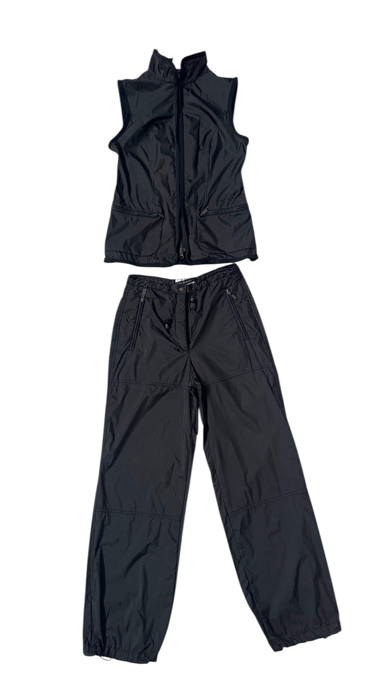 Italian Vintage Black Nylon Two-Piece Set by Via Roma - We pay for import duty! in vendita 3