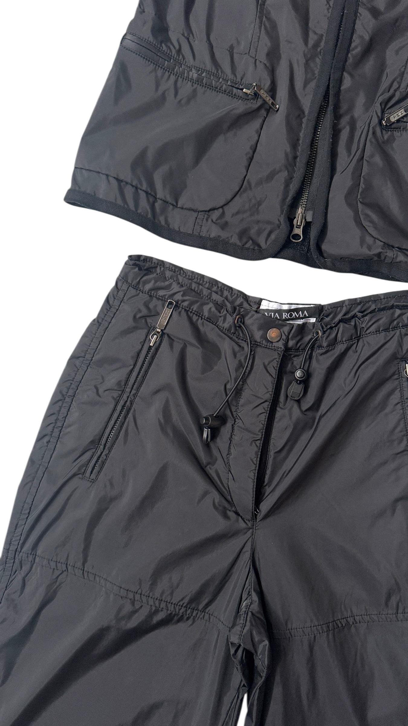 Italian Vintage Black Nylon Two-Piece Set by Via Roma - We pay for import duty! in vendita 4