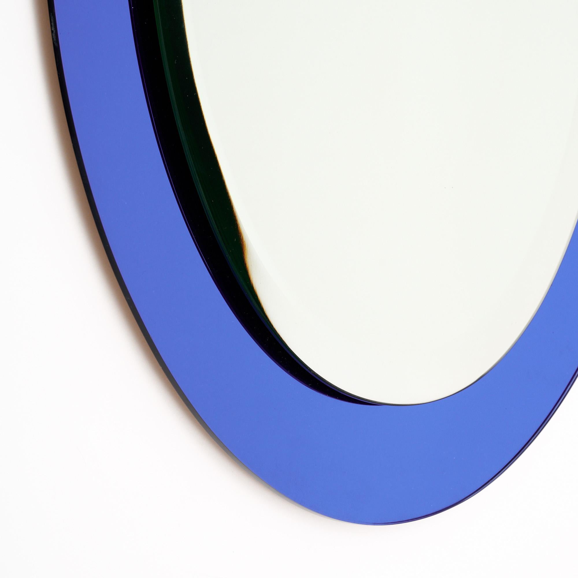 Fin du 20e siècle Miroir italien vintage en verre bleu en vente