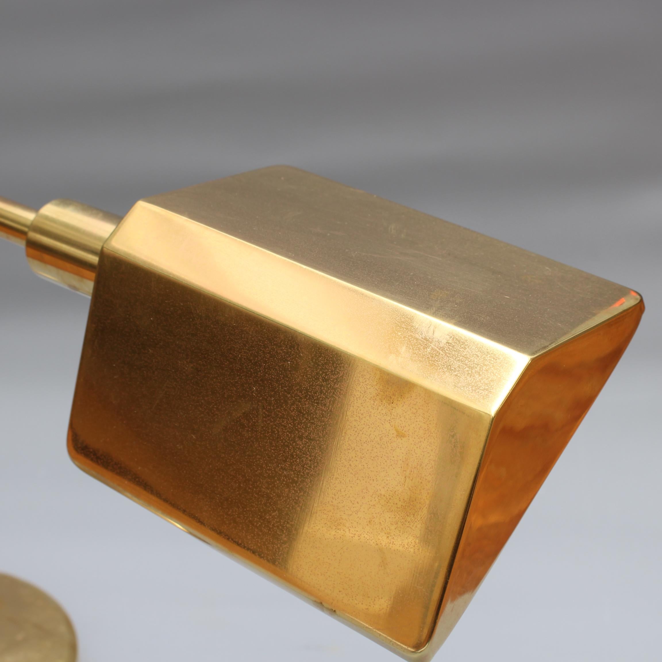 Italian Vintage Brass Table Lamp 'circa 1950s' For Sale 6