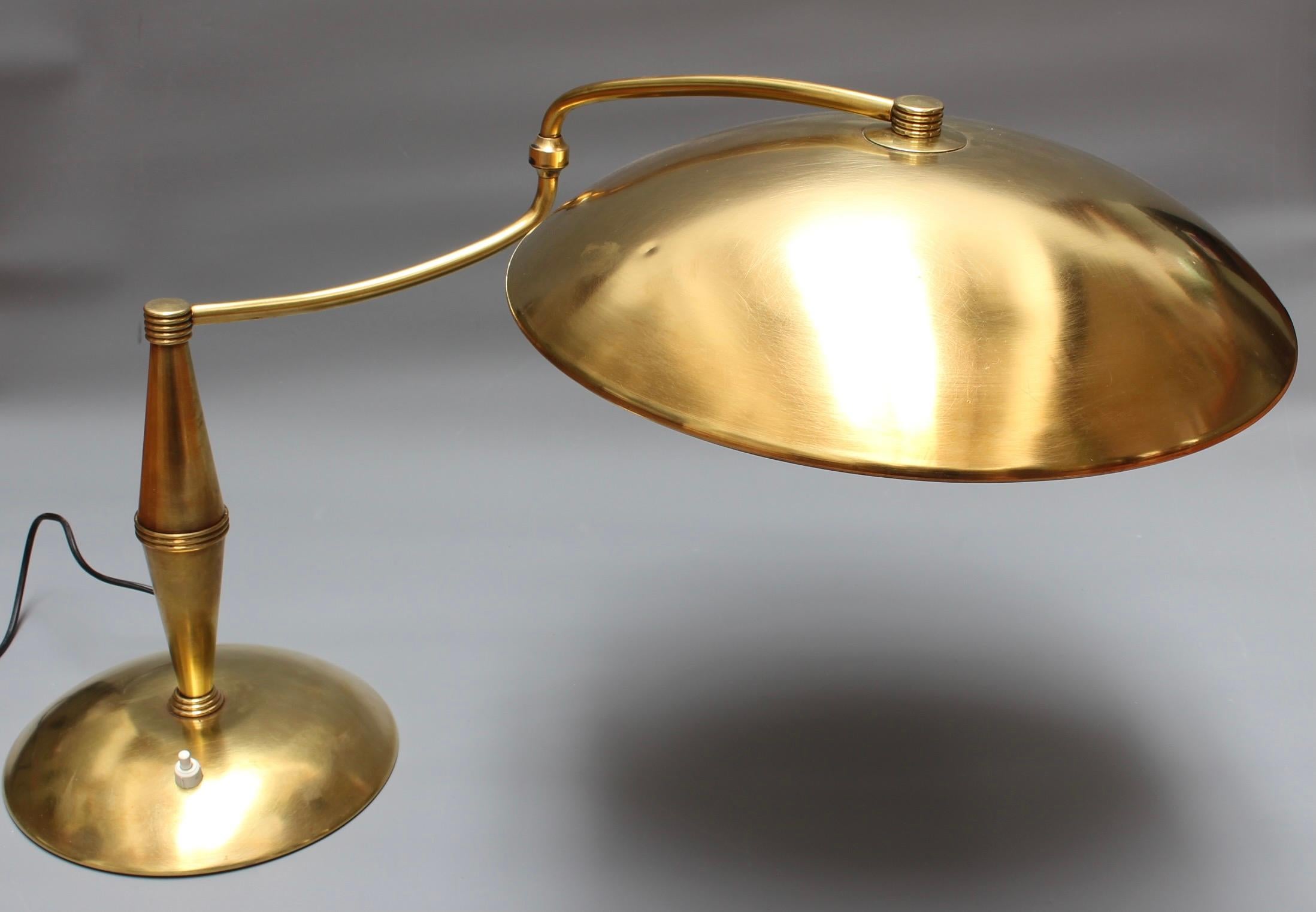 Italian Vintage Brass Table Lamp with Swivel Arm 'circa 1950s' For Sale 6
